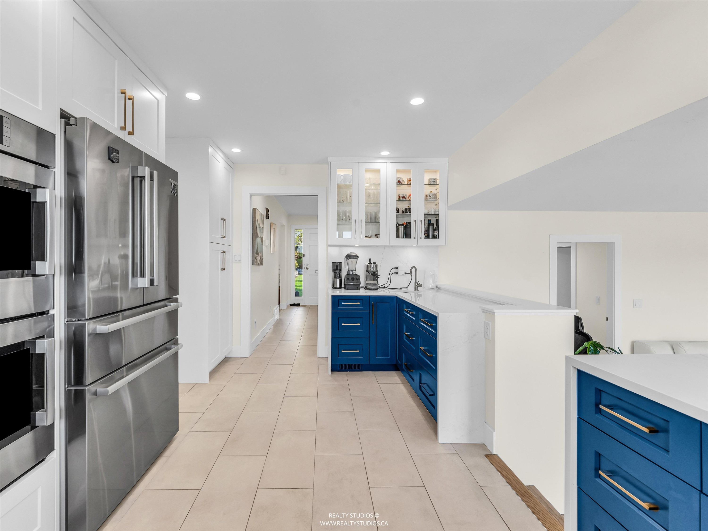 1405 20Th Street, West Vancouver, BC