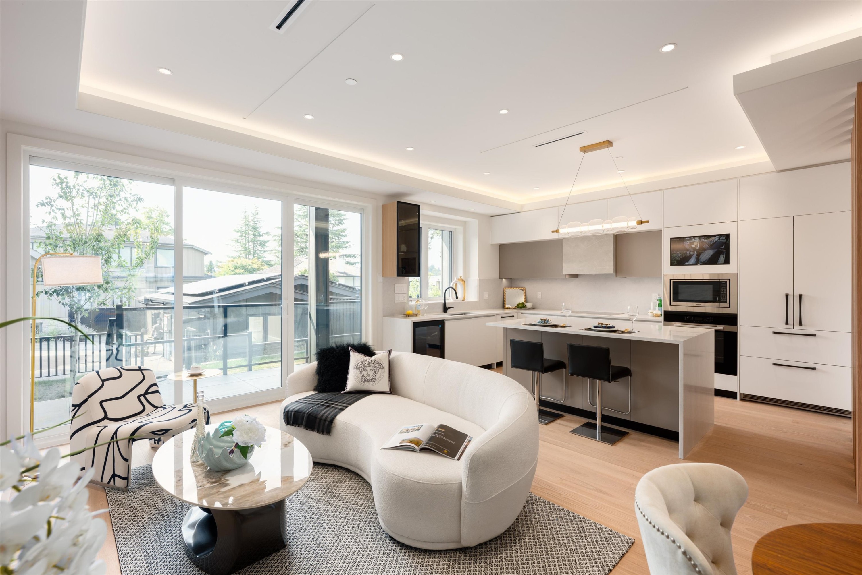 2020 Nanton Avenue, West Vancouver, BC