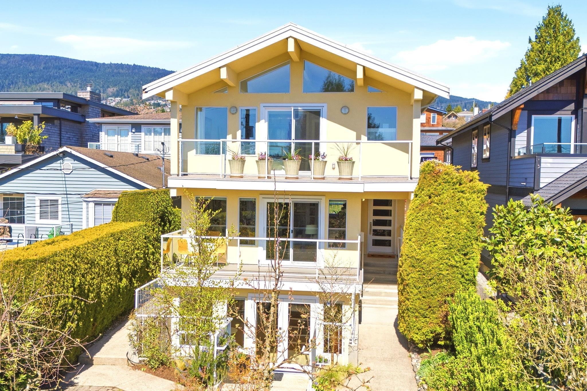 1181 Keith Road, West Vancouver, BC