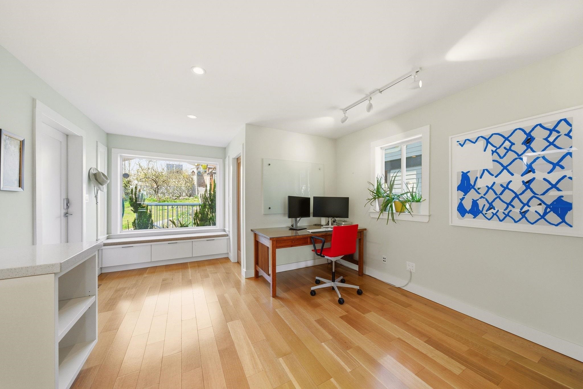 1181 Keith Road, West Vancouver, BC