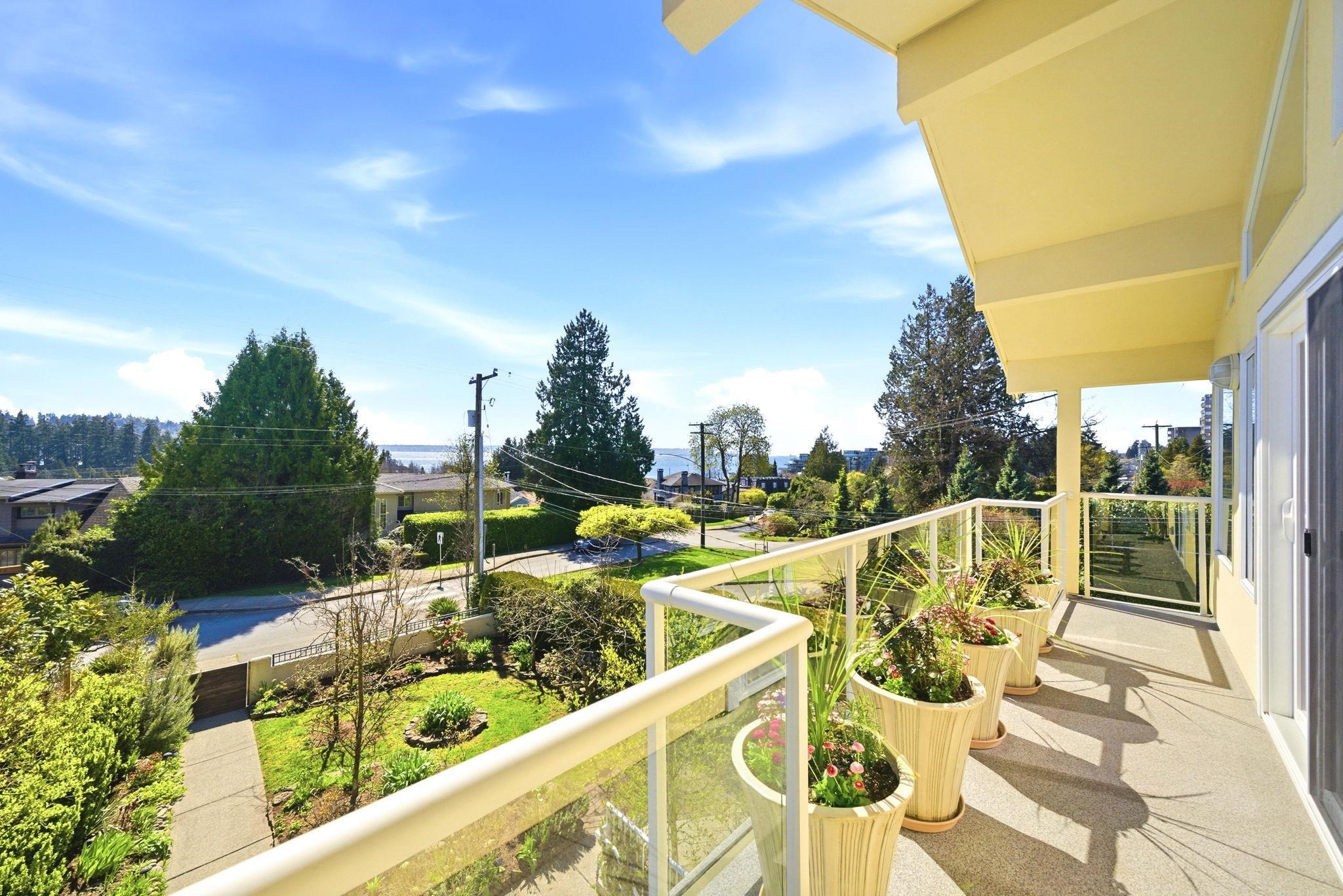 1181 Keith Road, West Vancouver, BC