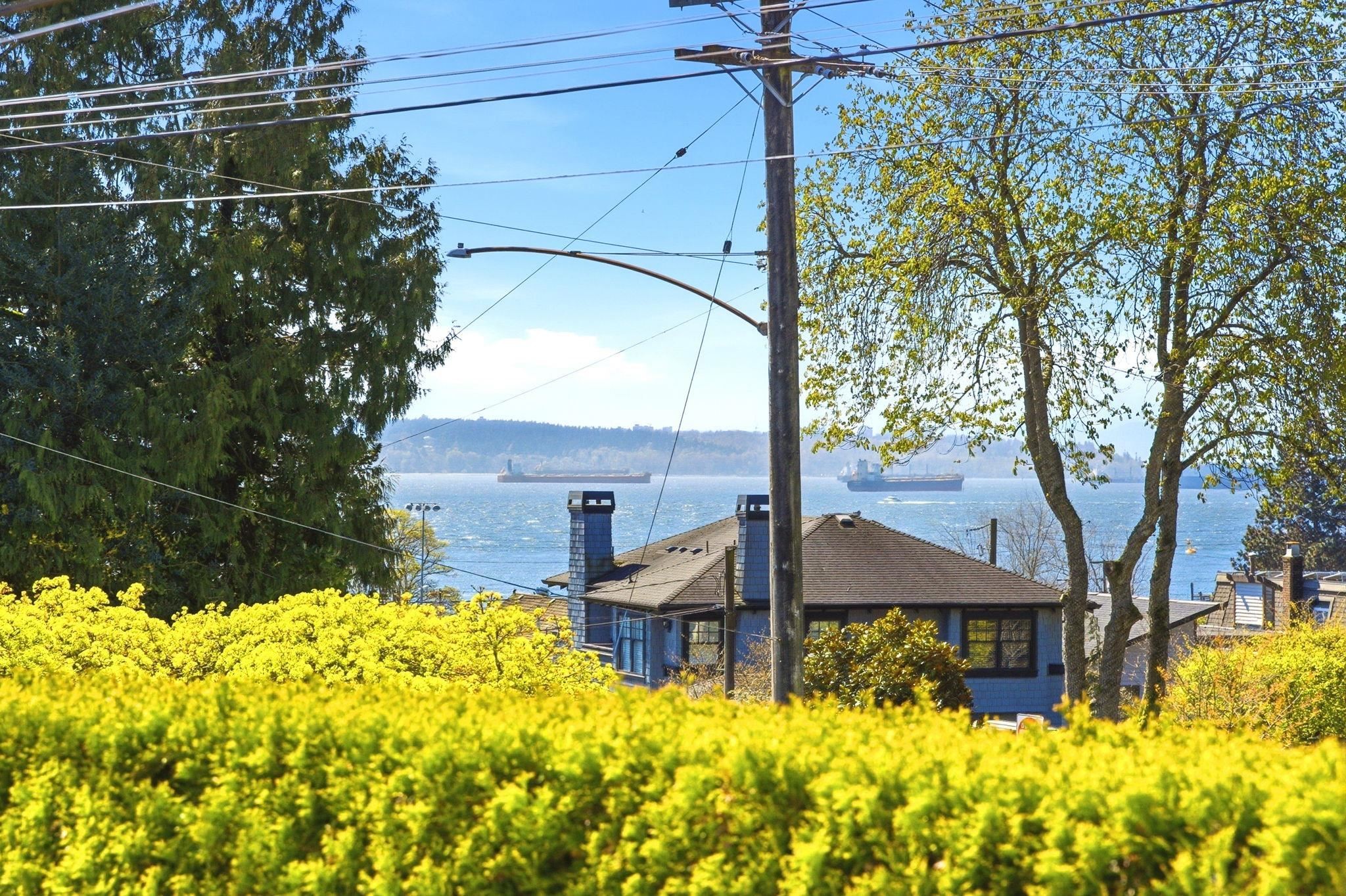 1181 Keith Road, West Vancouver, BC