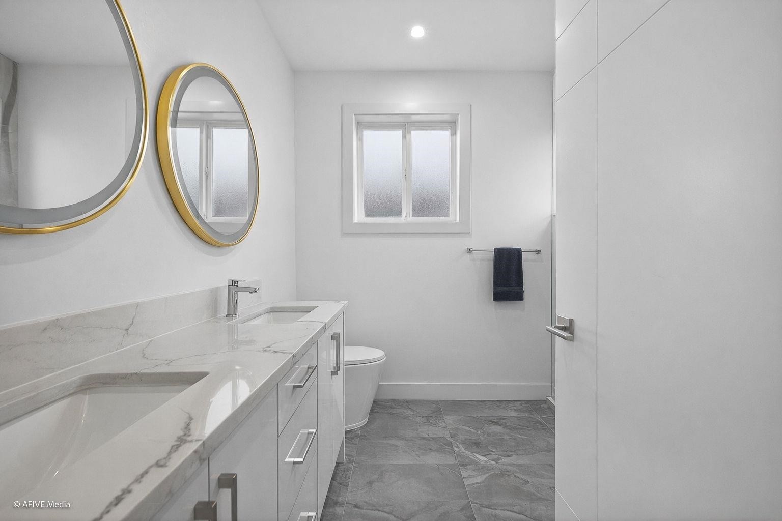 1052 50Th Avenue E, Vancouver, BC