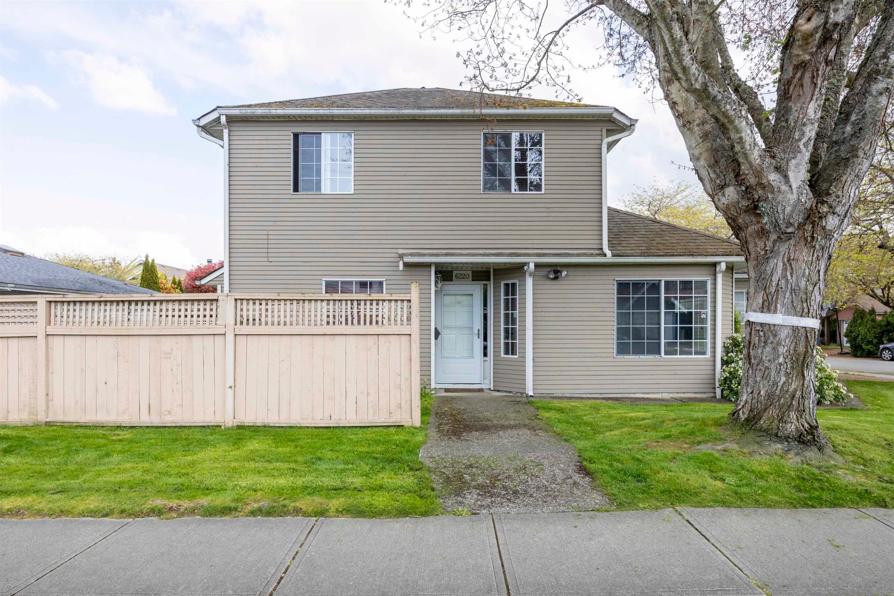 6220 Lynas Lane, Richmond, BC