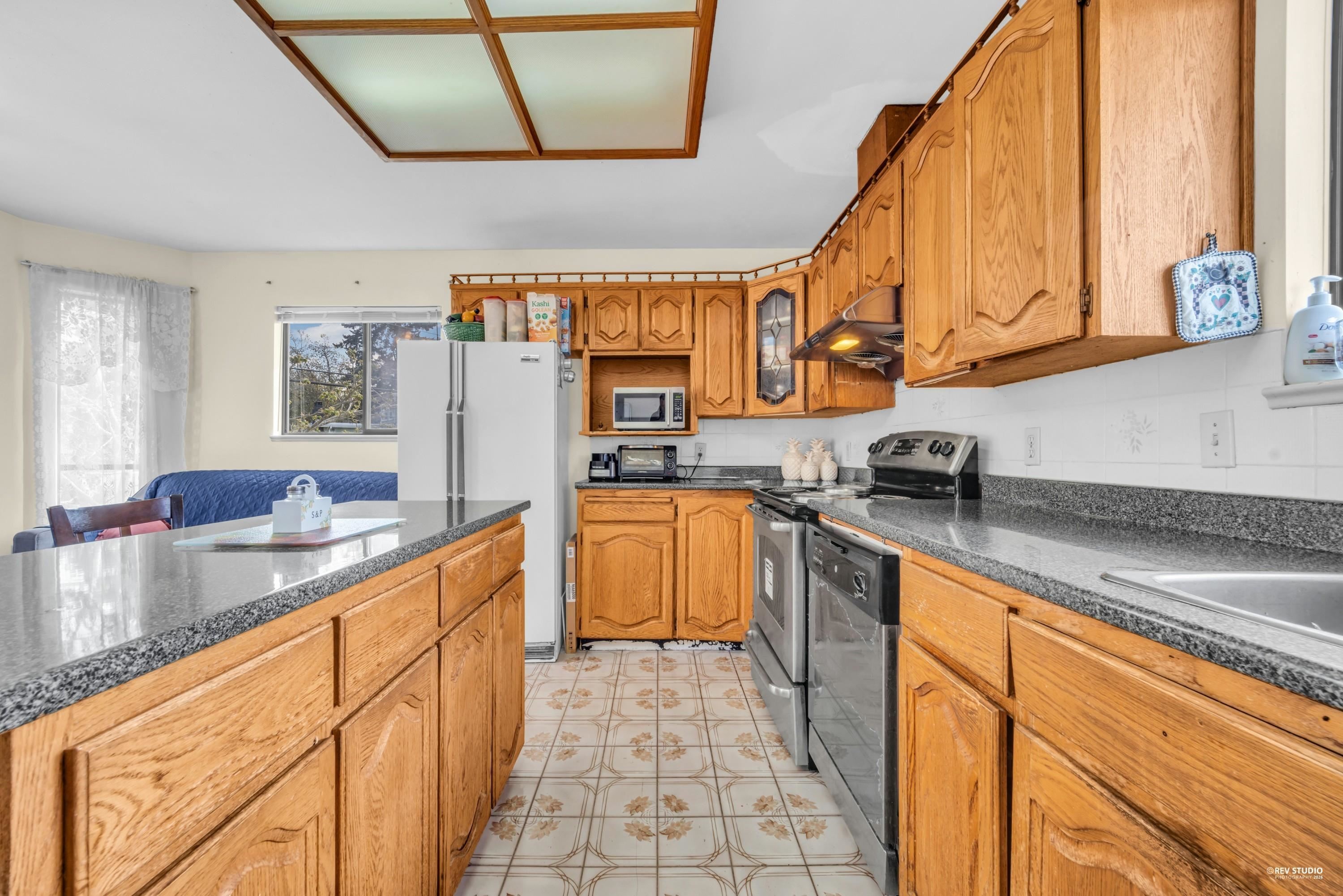 3088 School Avenue, Vancouver, BC