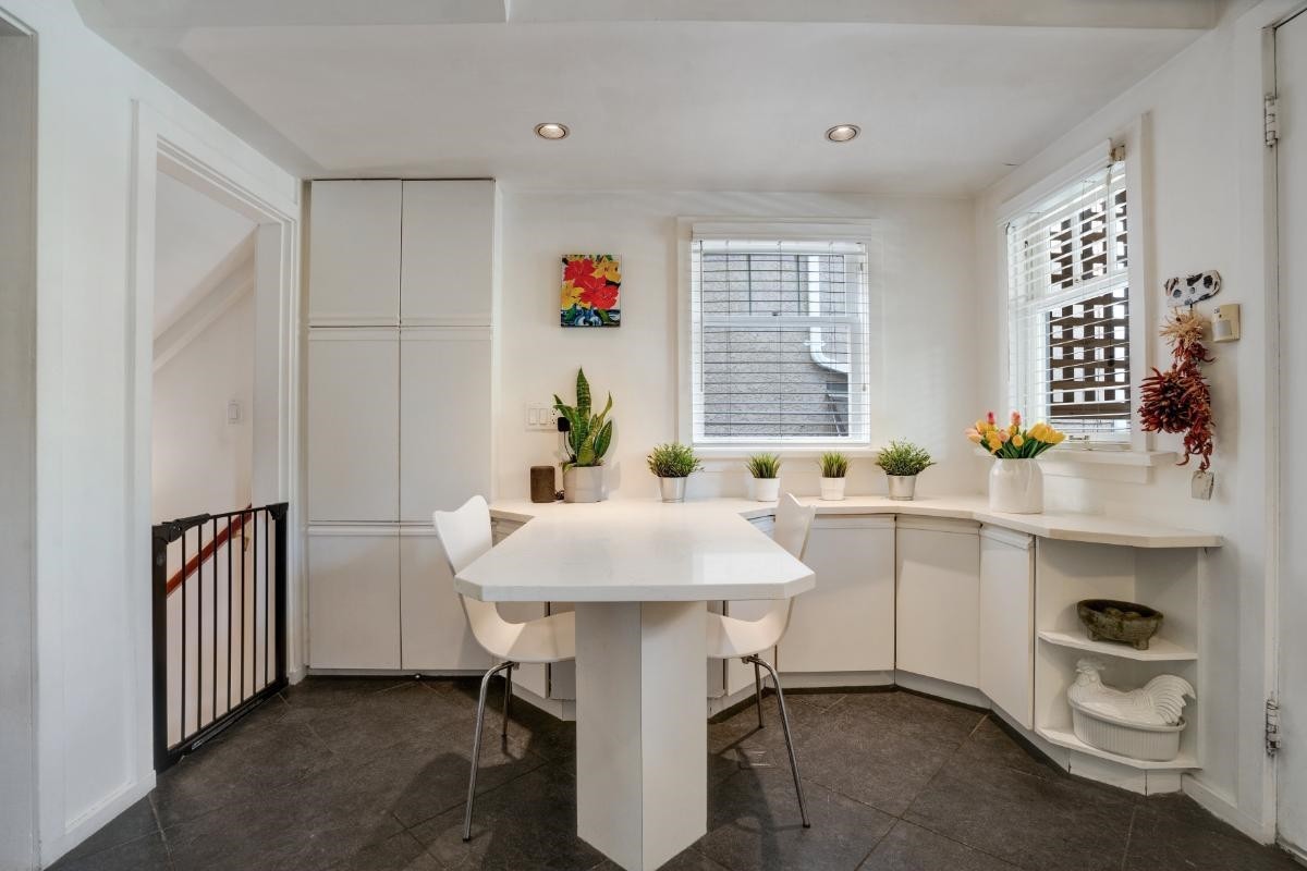 3771 31St Avenue W, Vancouver, BC