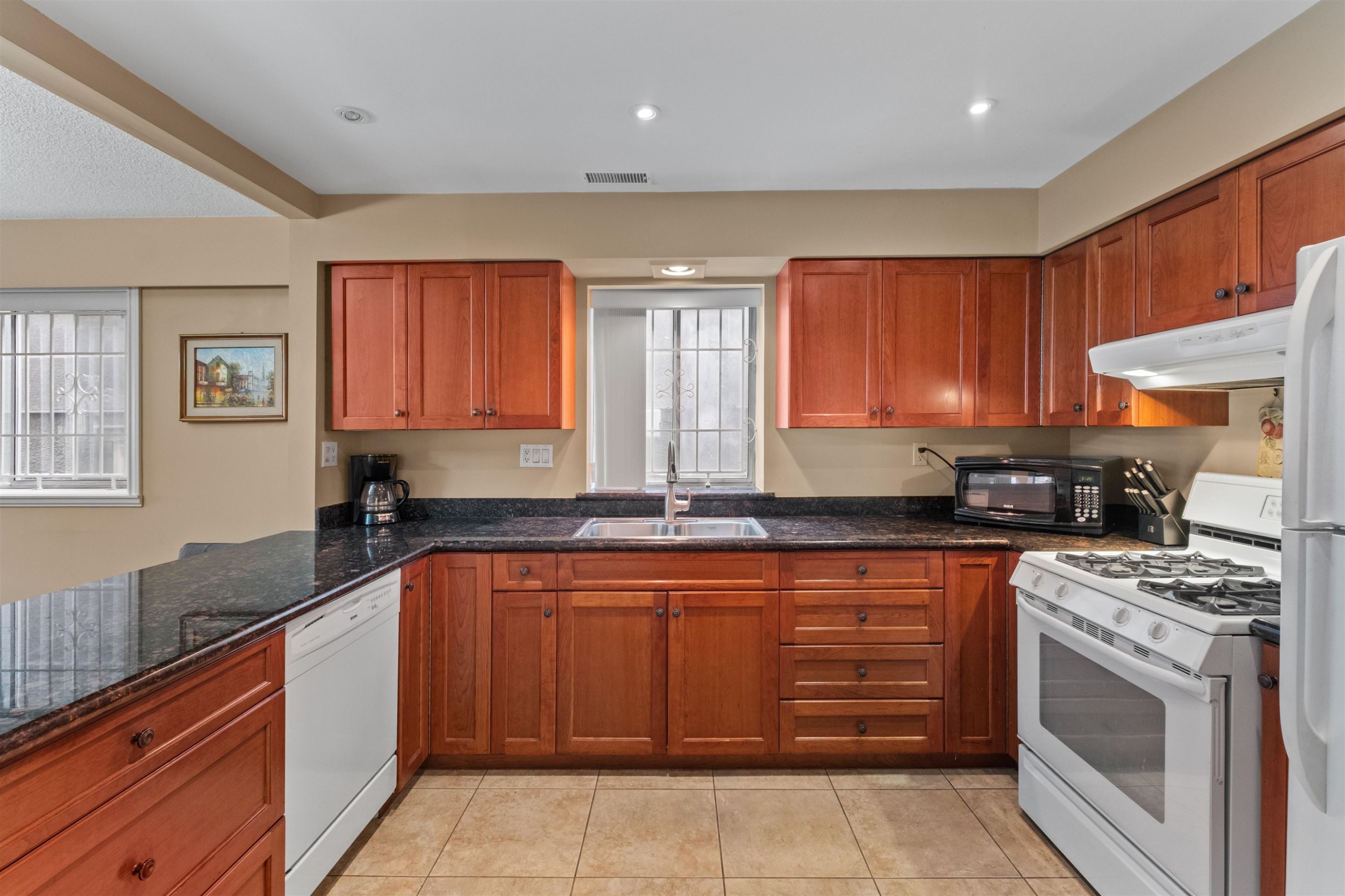2663 Dundas Street, Vancouver, BC