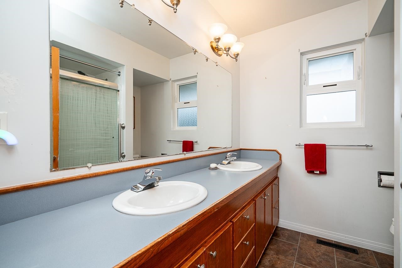 320 Seaforth Crescent, Coquitlam, BC