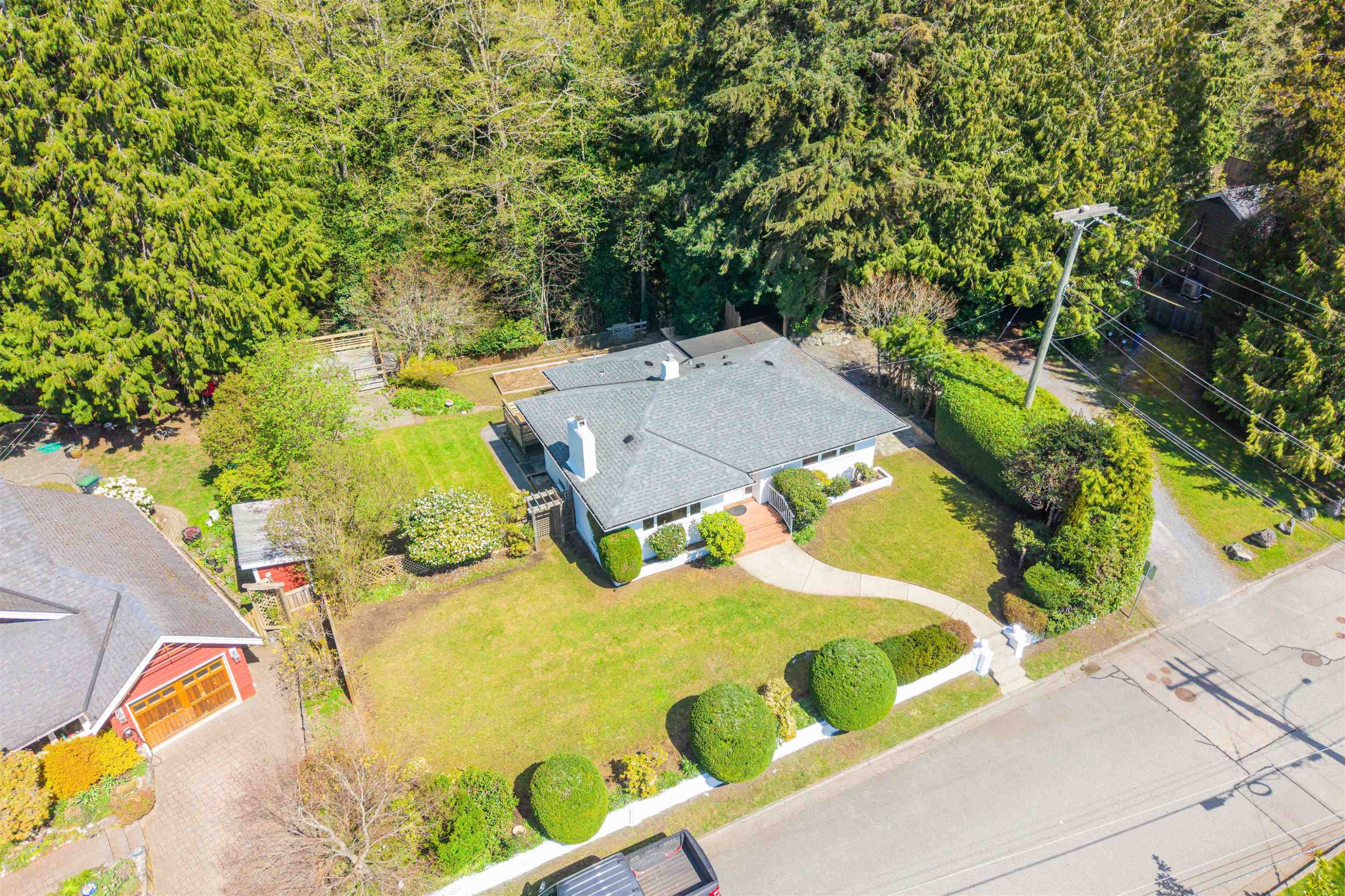 3894 Sunnycrest Drive, North Vancouver, BC