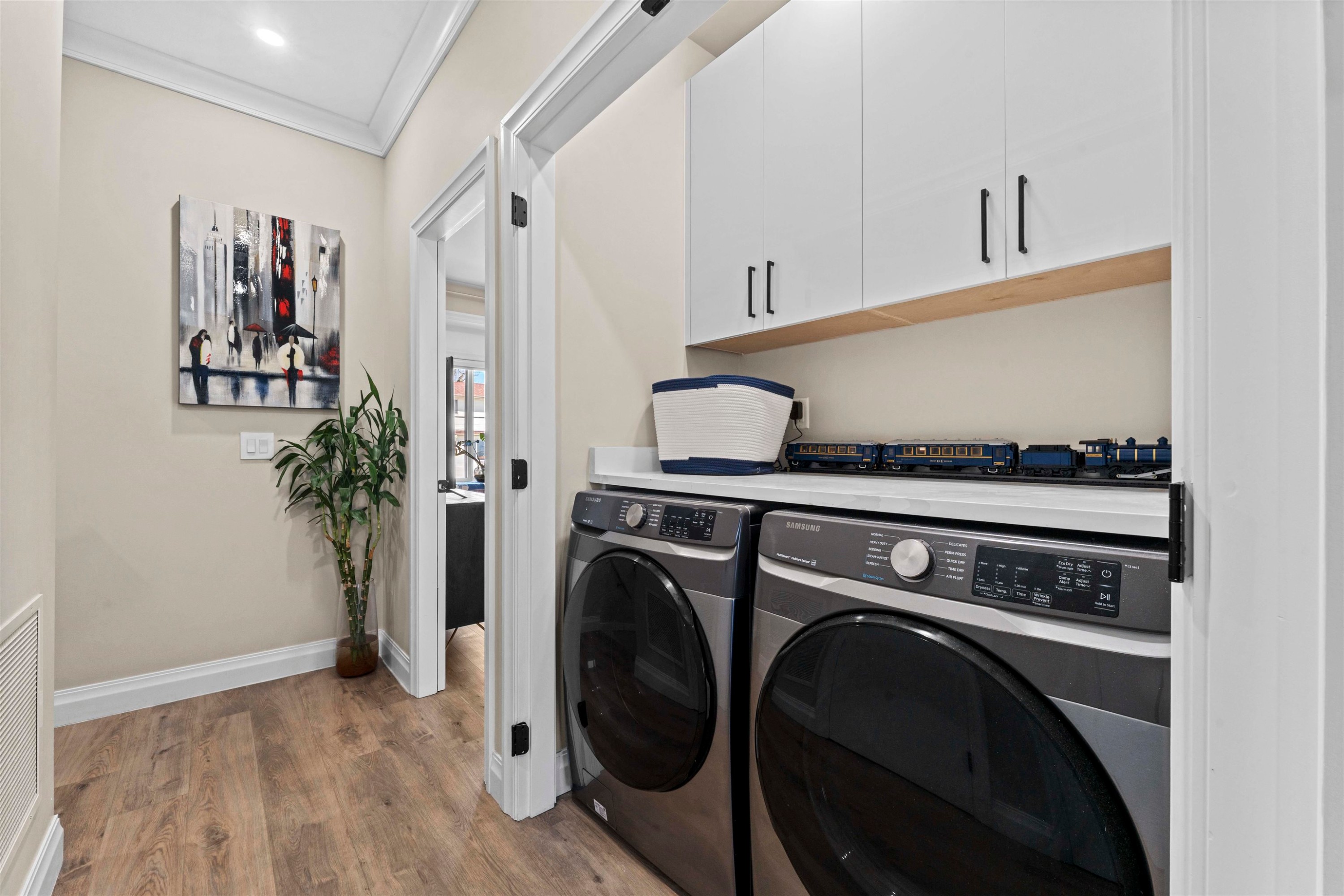 1038 Stewart Avenue, Coquitlam, BC