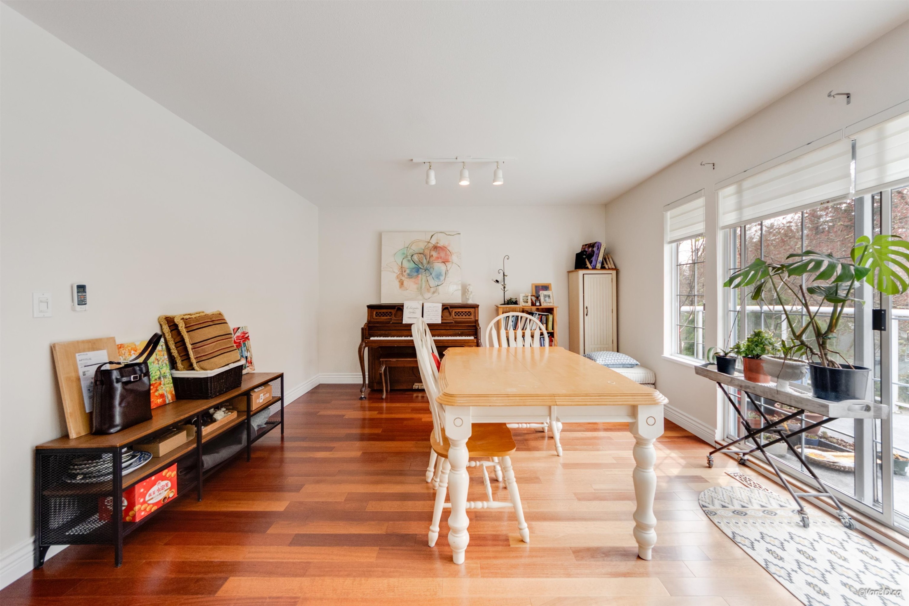 128 Parkside Drive, Port Moody, BC