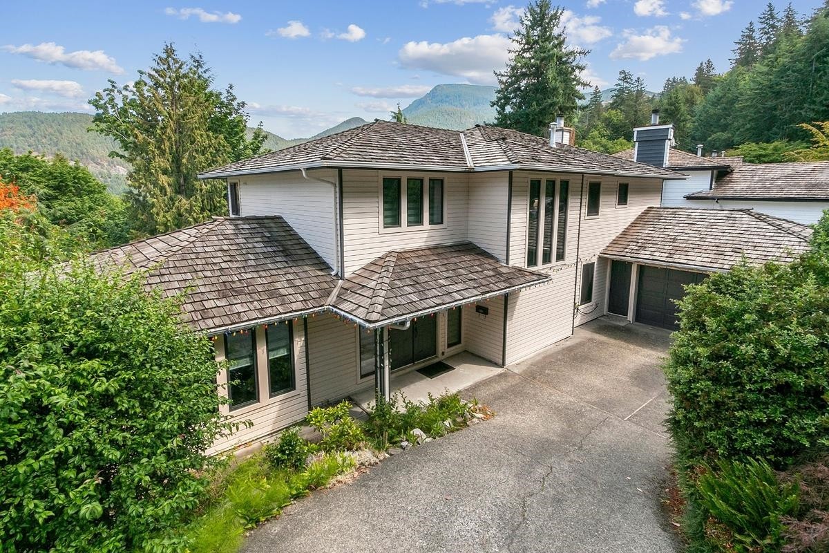 5479 Keith Road, West Vancouver, BC