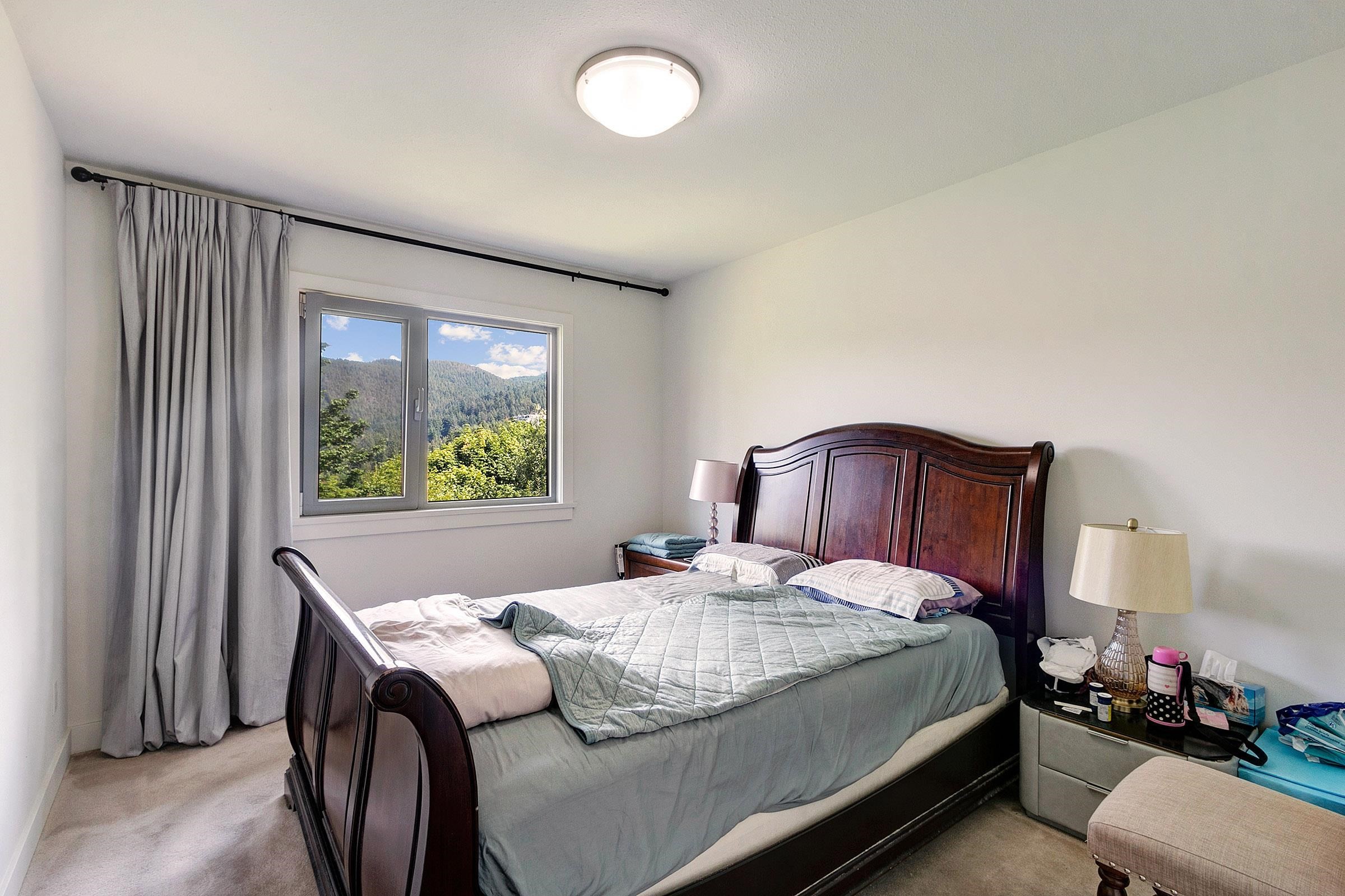 5479 Keith Road, West Vancouver, BC