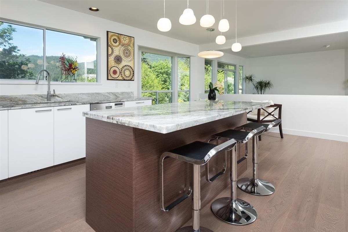 5479 Keith Road, West Vancouver, BC