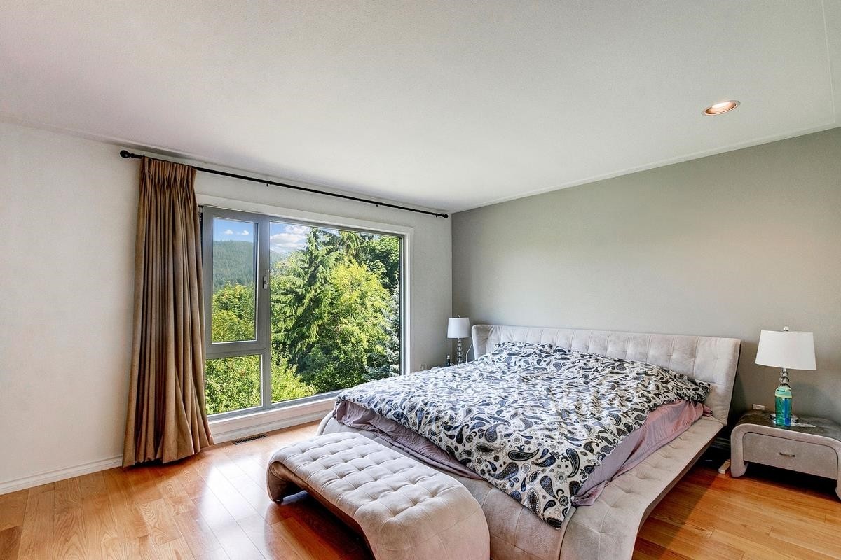 5479 Keith Road, West Vancouver, BC