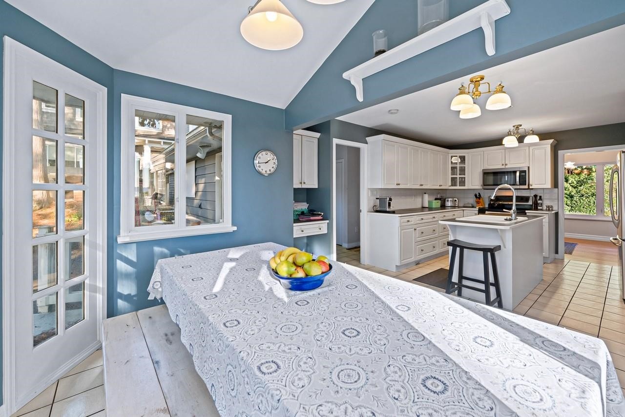 4032 Ripple Road, West Vancouver, BC