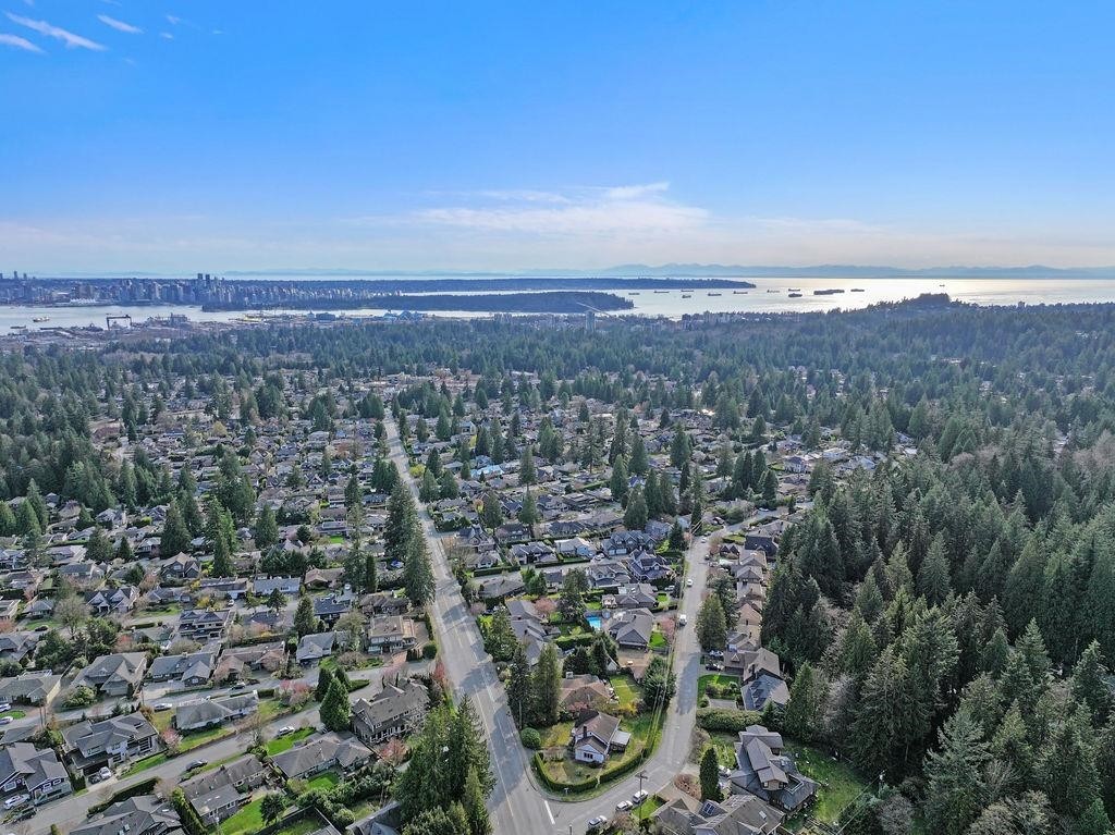 3955 Highland Boulevard, North Vancouver, BC