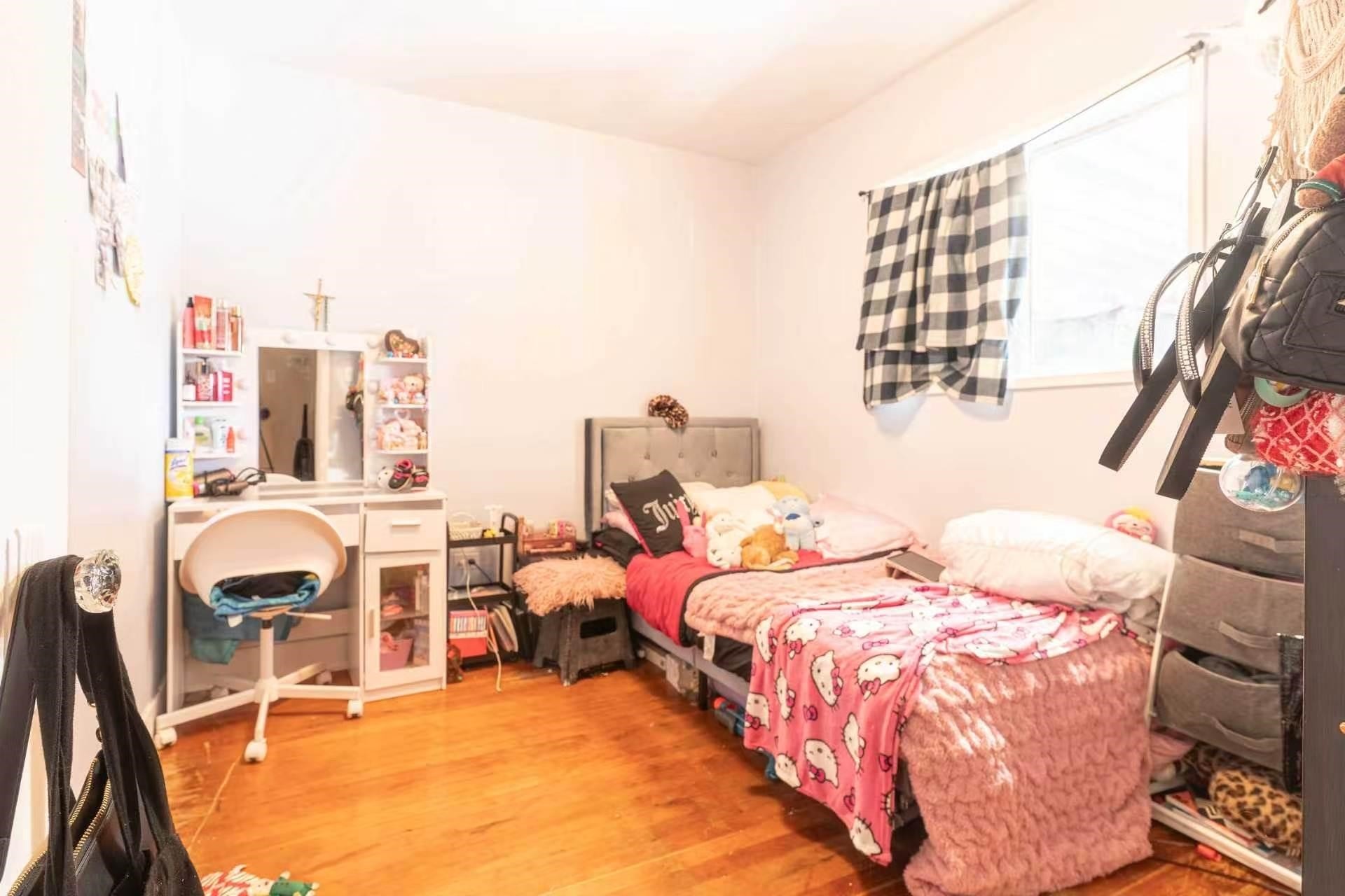4229 Victoria Drive, Vancouver, BC