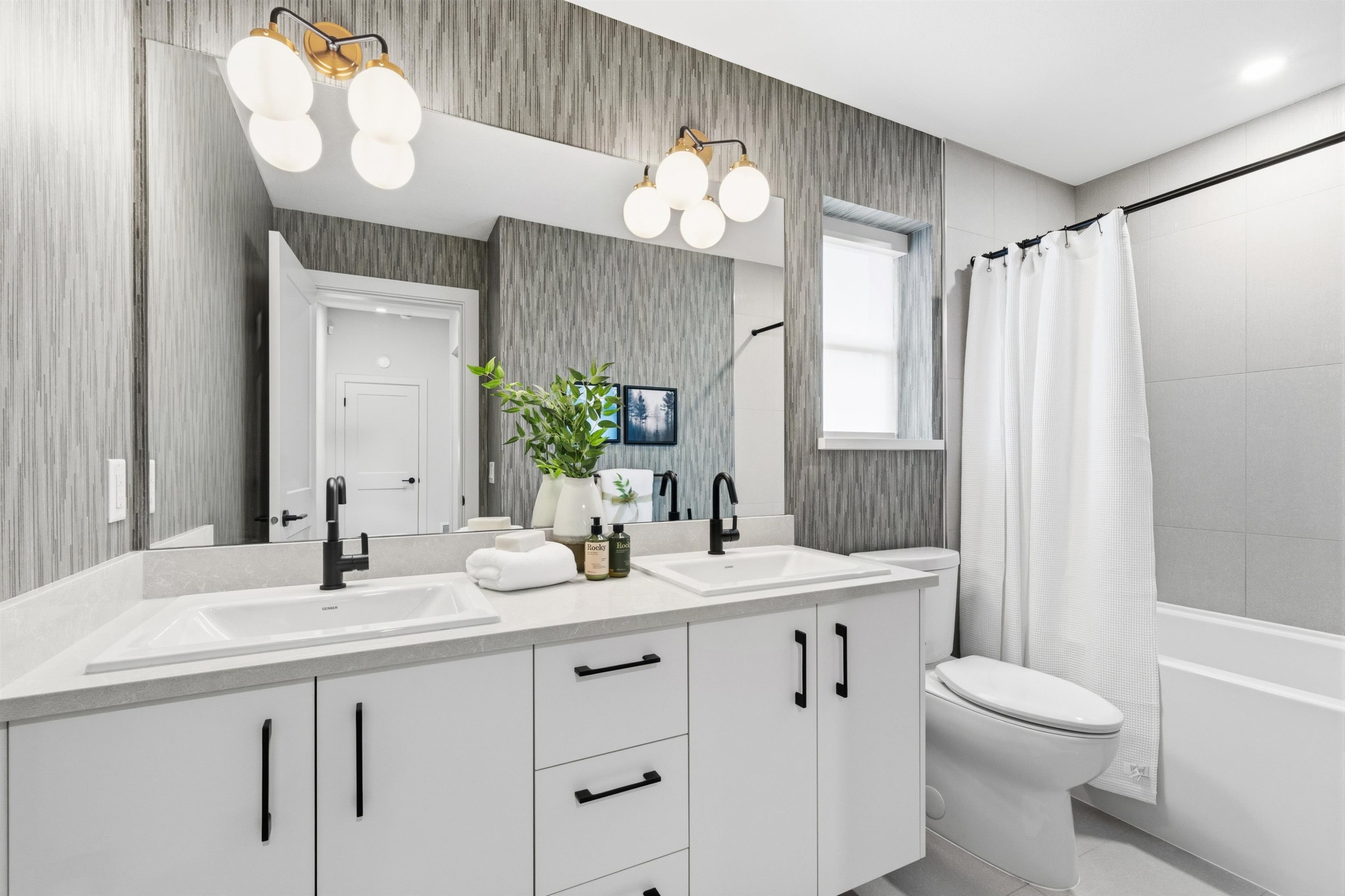 3425 Galloway Avenue, Coquitlam, BC