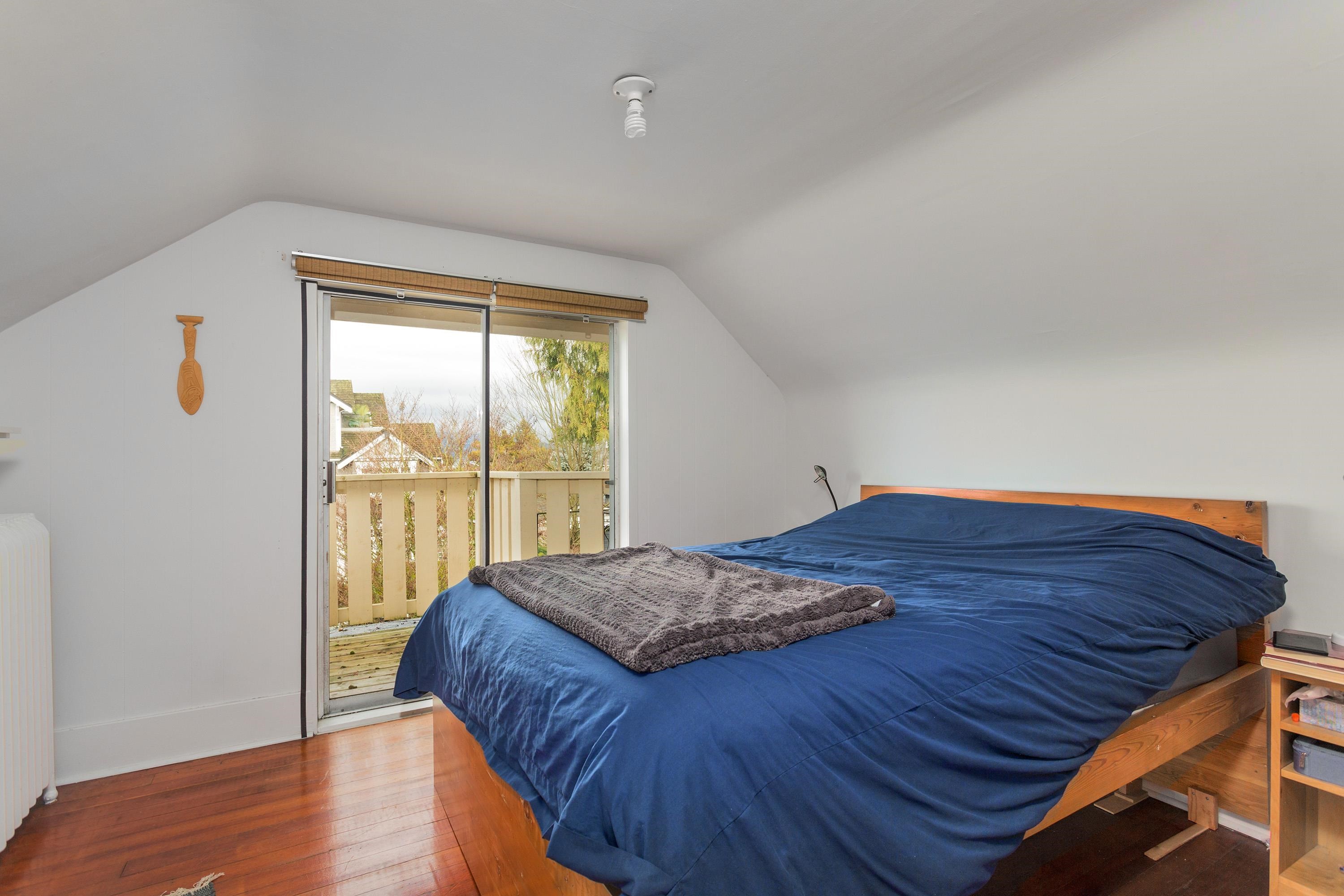 3086 2Nd Avenue W, Vancouver, BC