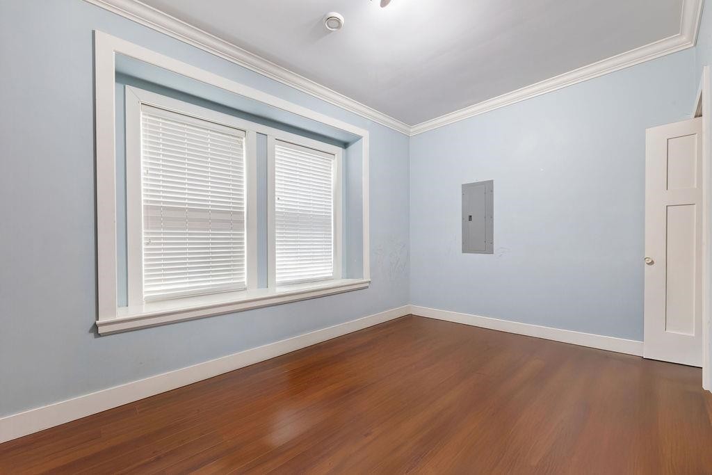 8363 Victoria Drive, Vancouver, BC