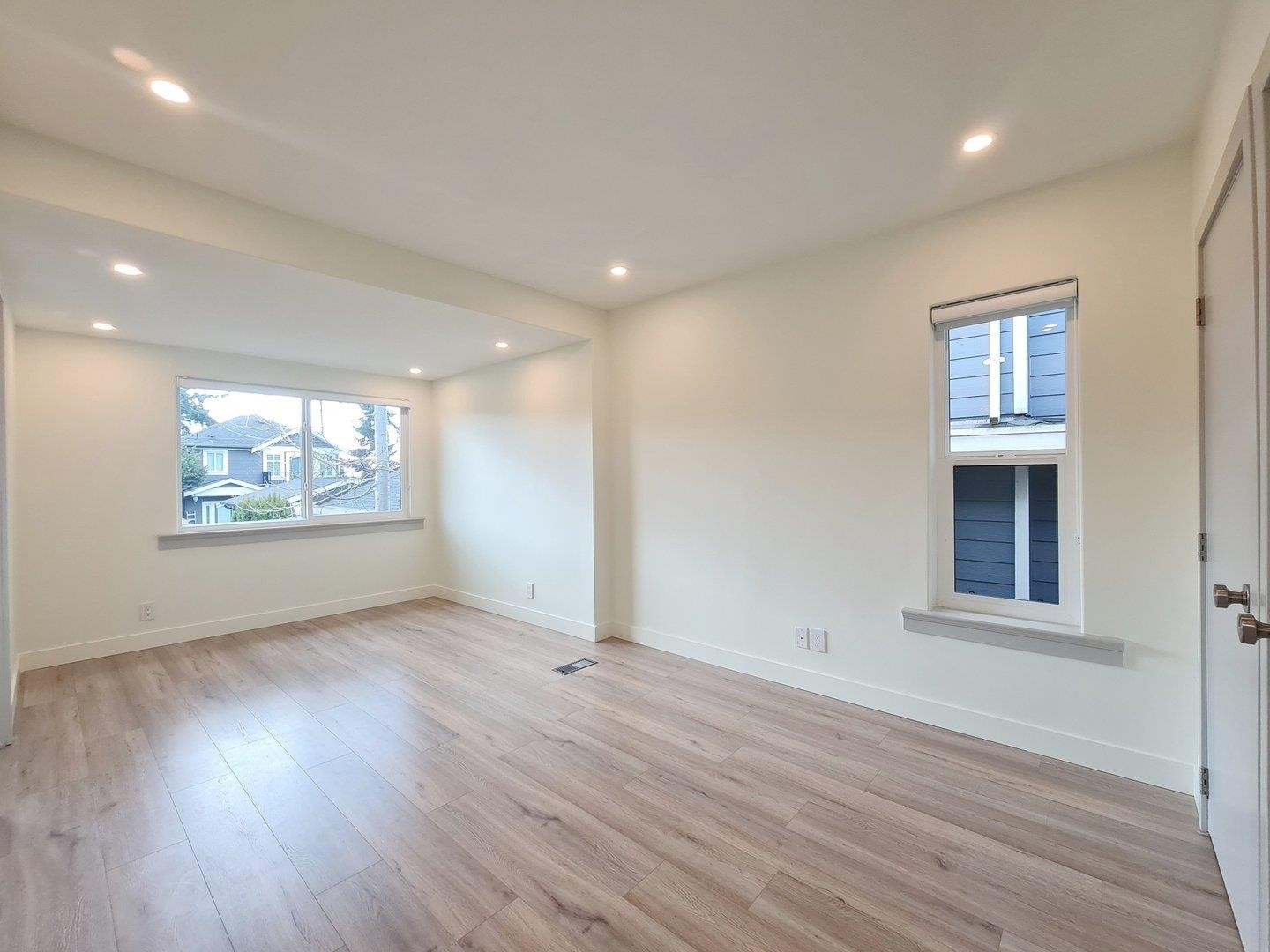 790 68Th Avenue W, Vancouver, BC