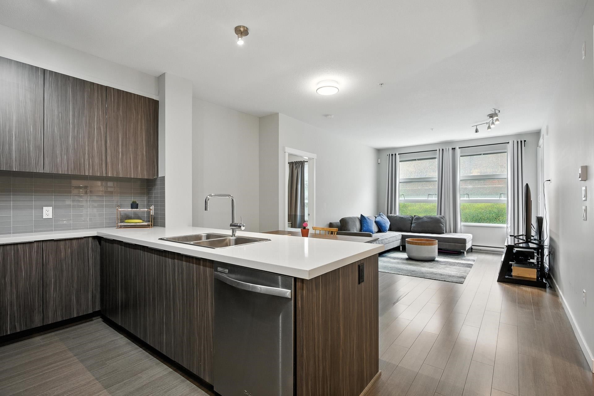 104-607 Cottonwood Avenue, Coquitlam, BC