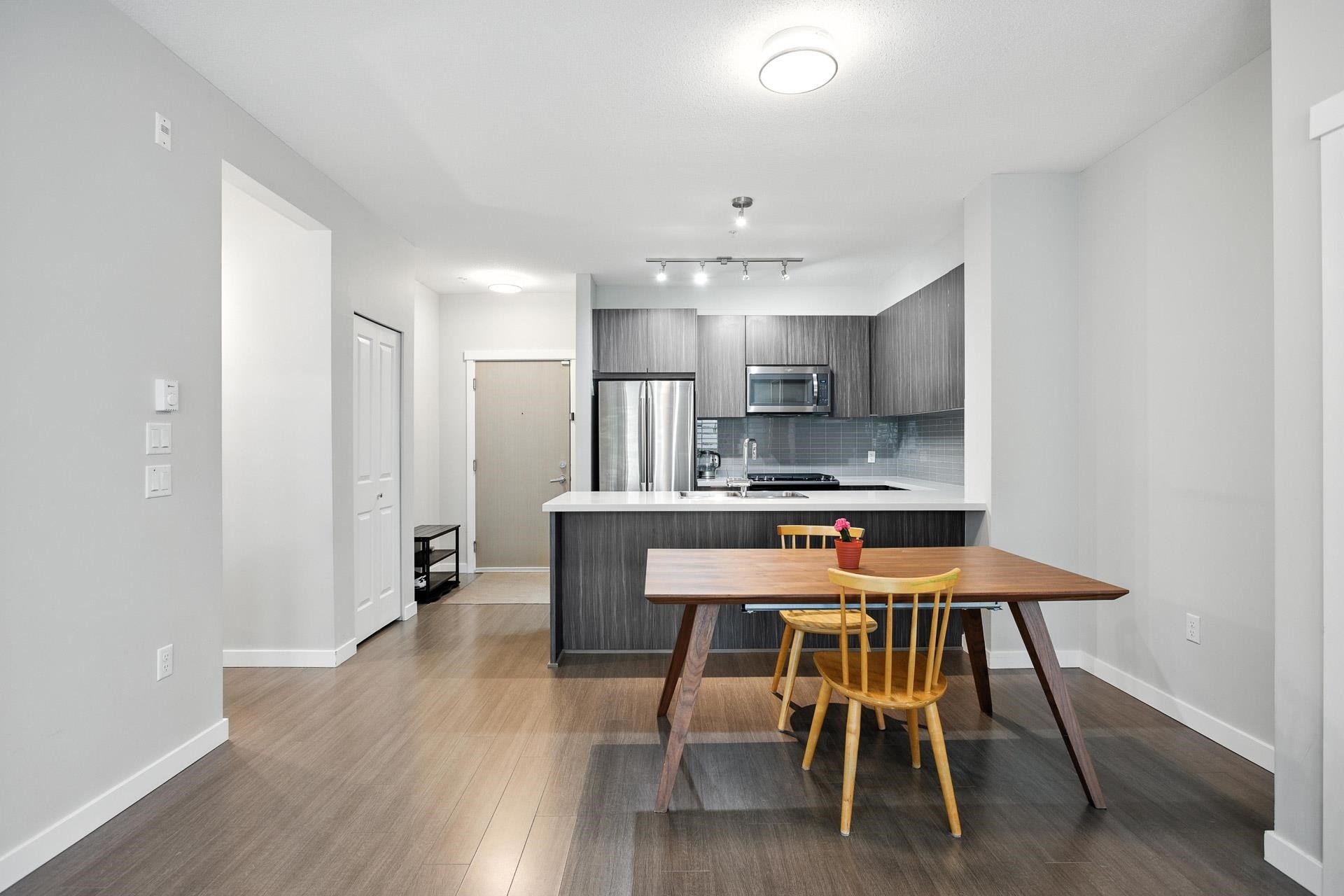 104-607 Cottonwood Avenue, Coquitlam, BC
