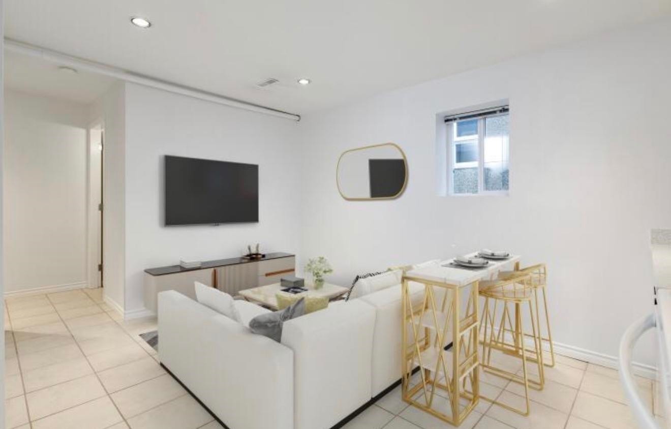 2085 Waverley Avenue, Vancouver, BC