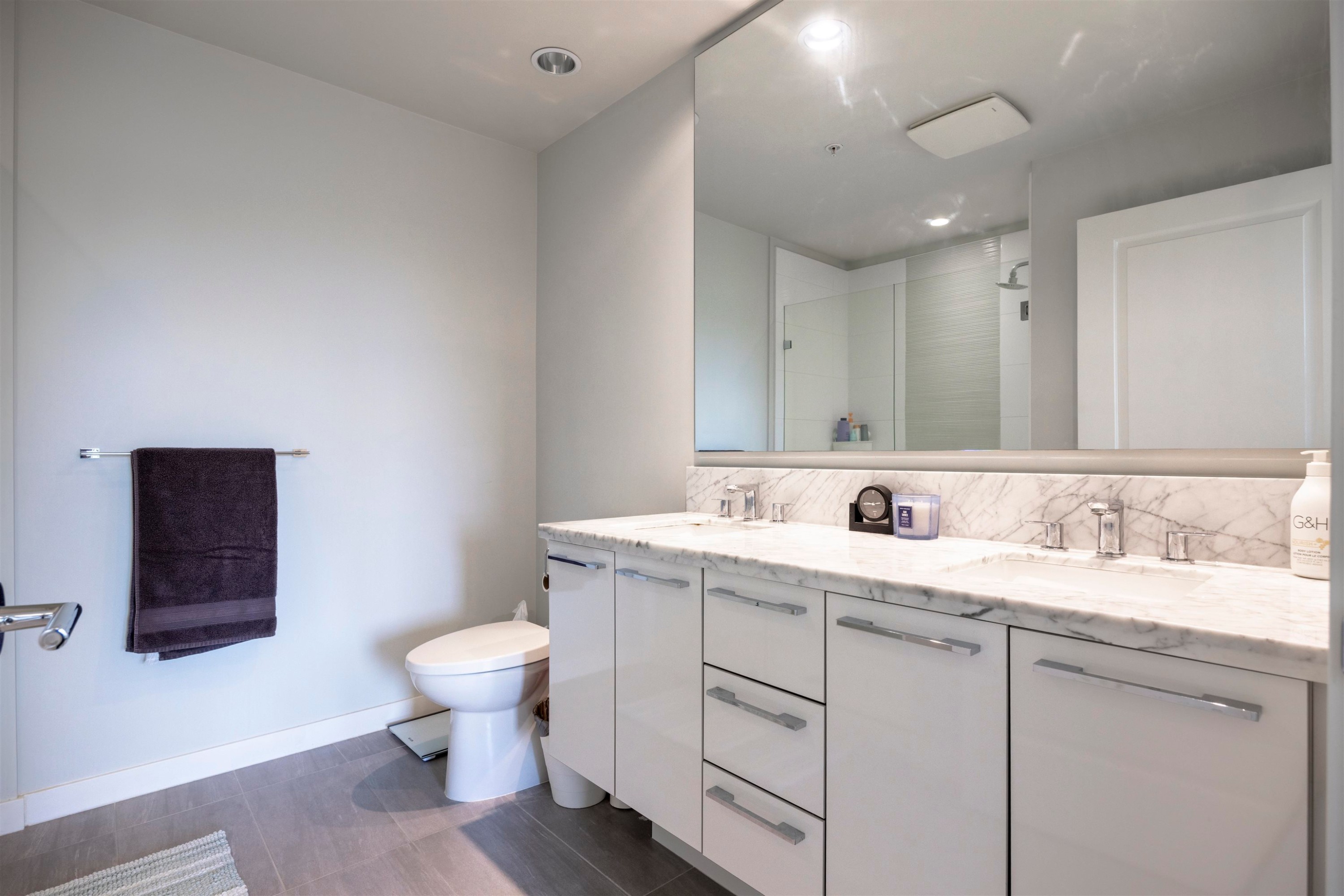 406-3263 Pierview Crescent, Vancouver, BC