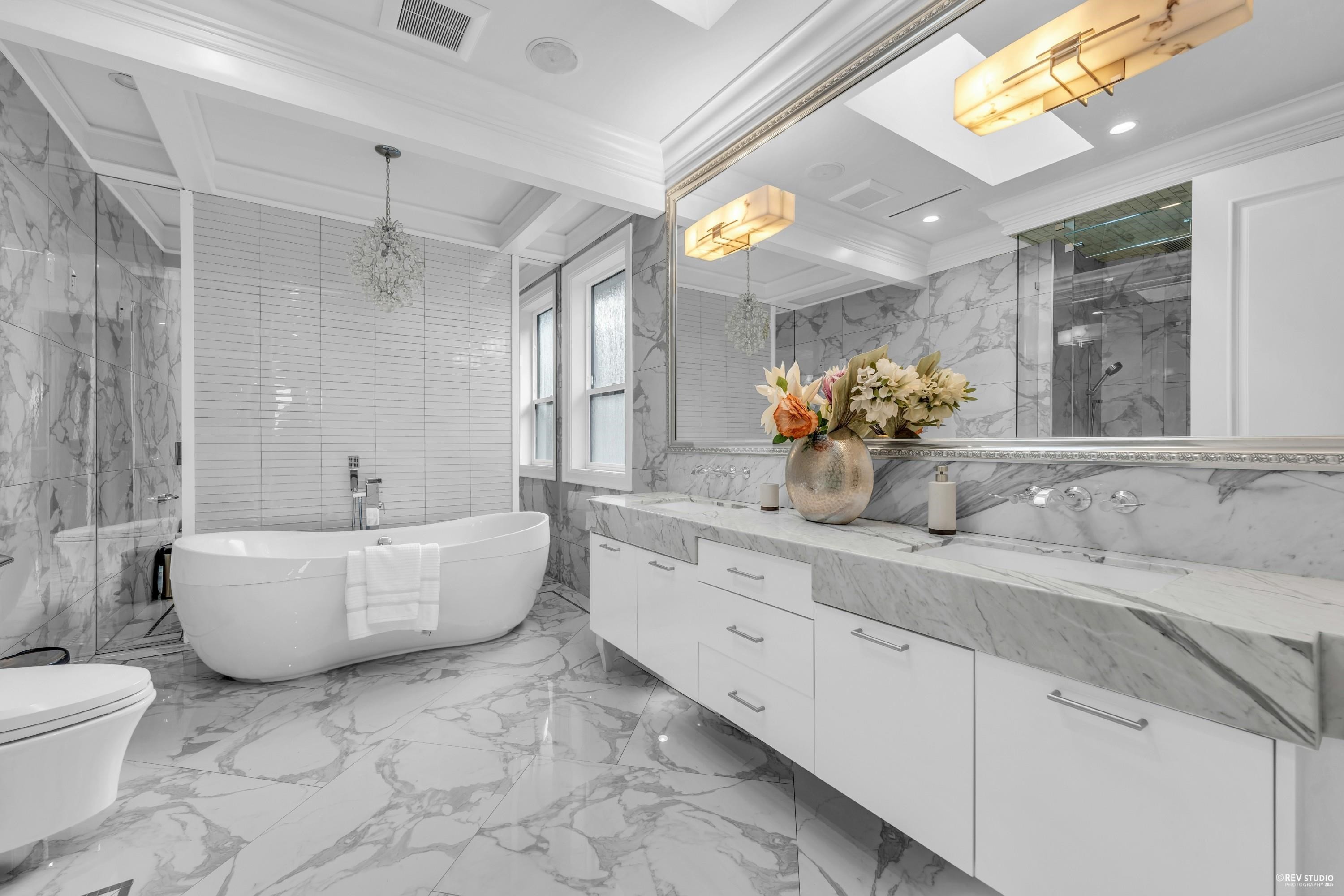 6851 Mayflower Drive, Richmond, BC