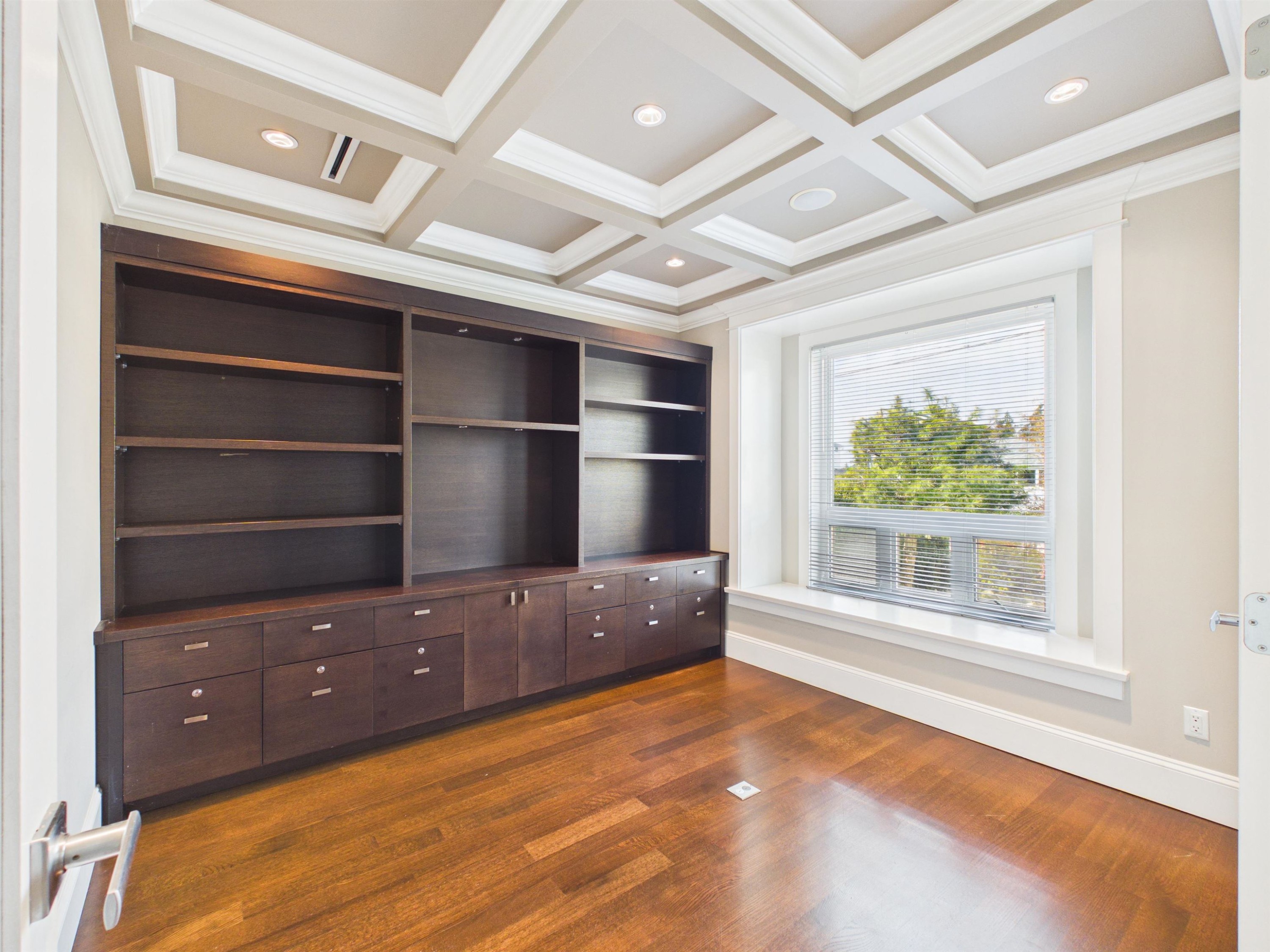 7320 Dow Avenue, Burnaby, BC - Indoor Photo Showing Other Room