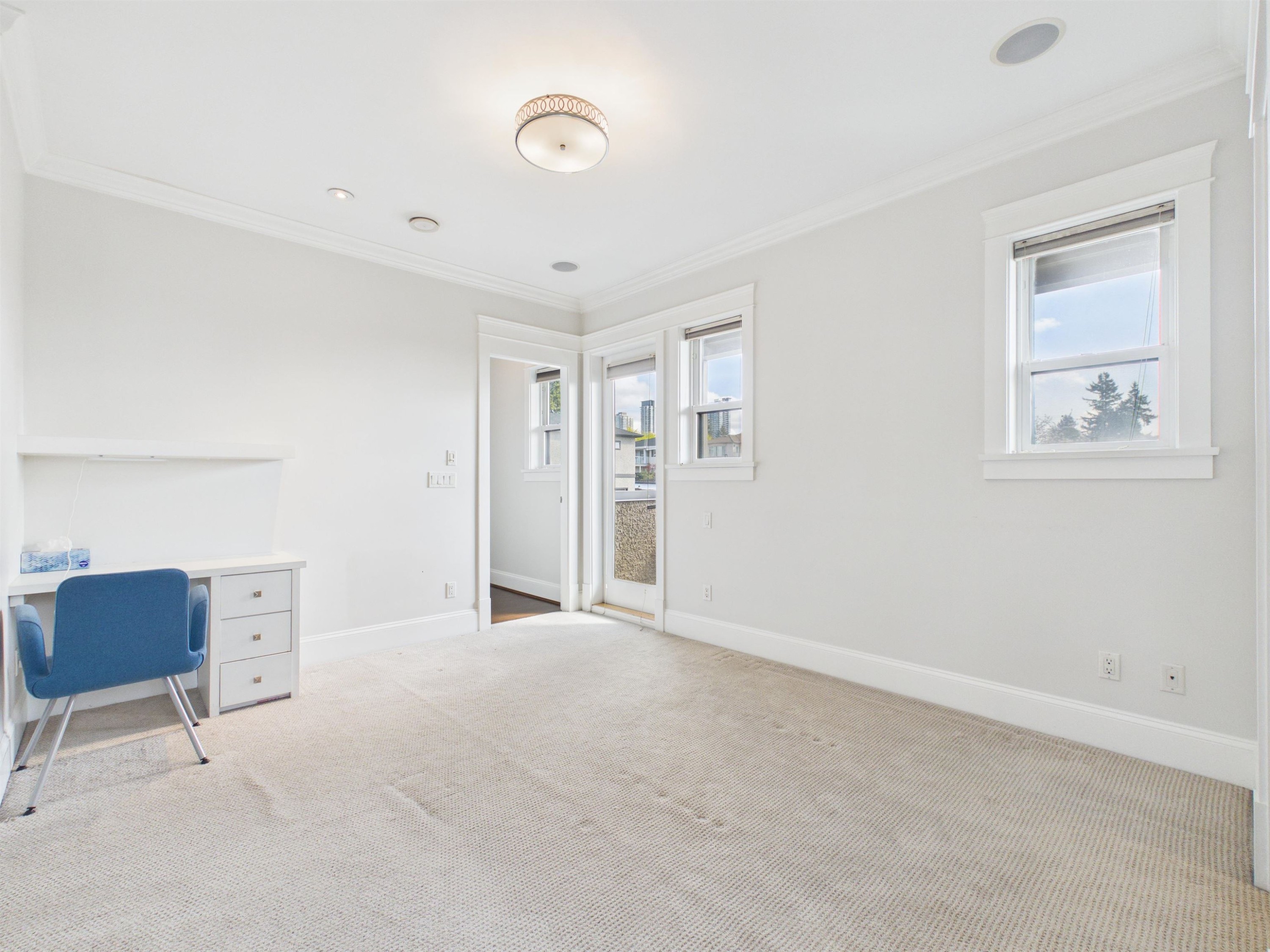 7320 Dow Avenue, Burnaby, BC - Indoor Photo Showing Other Room