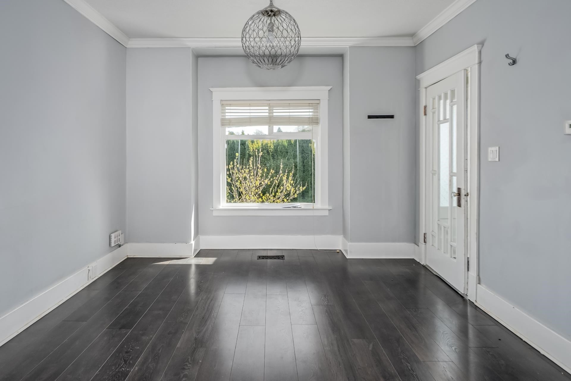 6085 Quebec Street, Vancouver, BC
