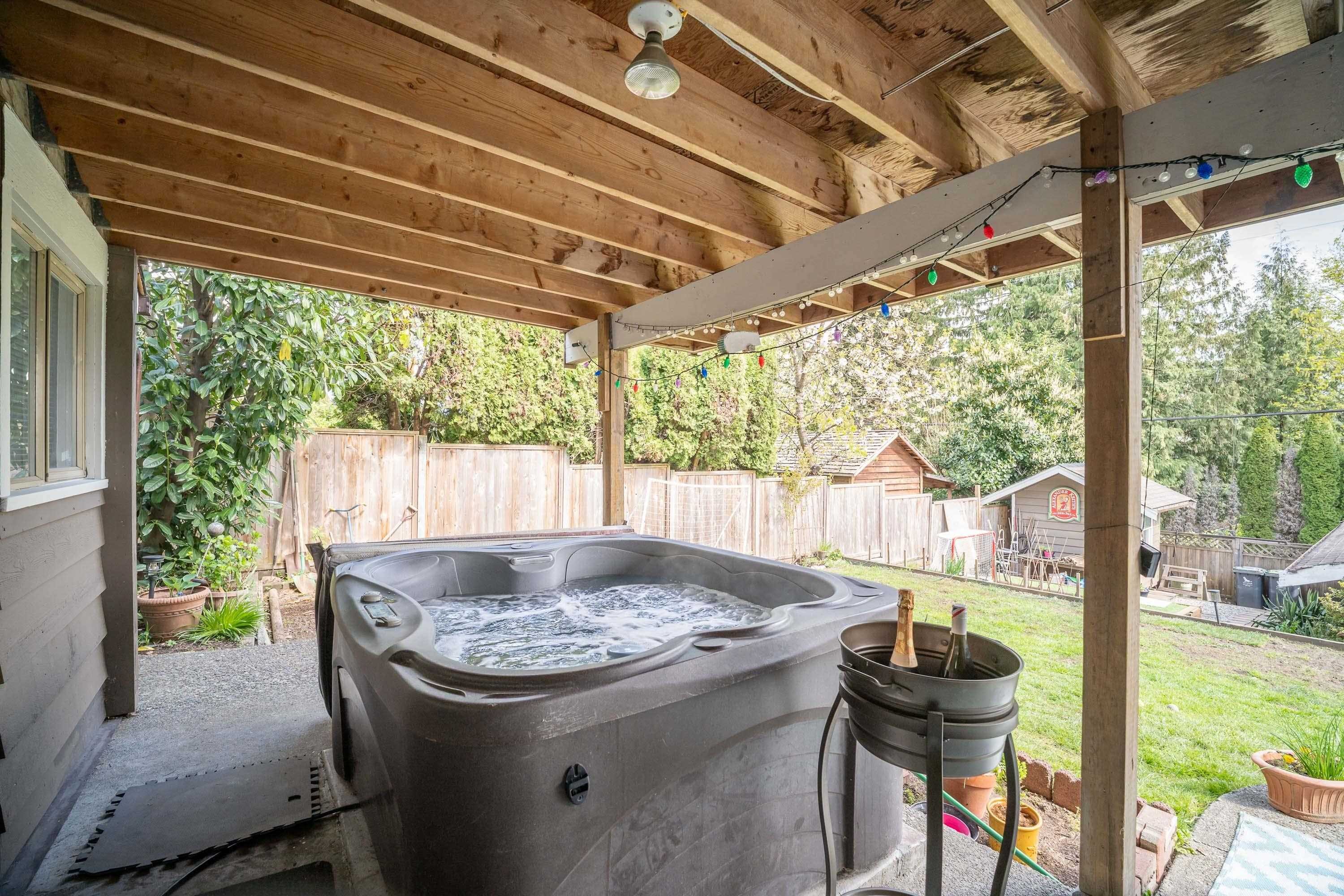 1119 Cloverley Street, North Vancouver, BC