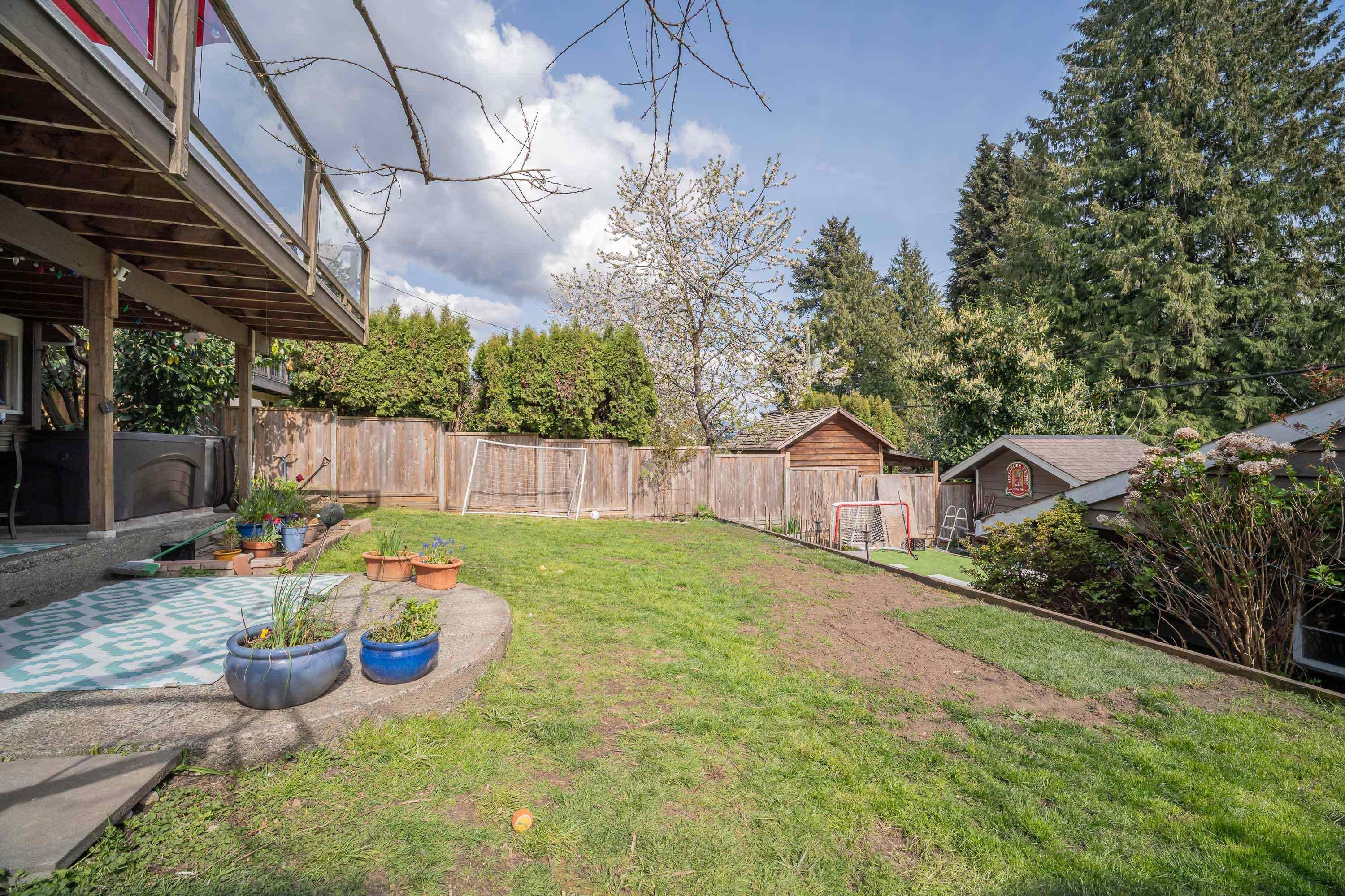 1119 Cloverley Street, North Vancouver, BC
