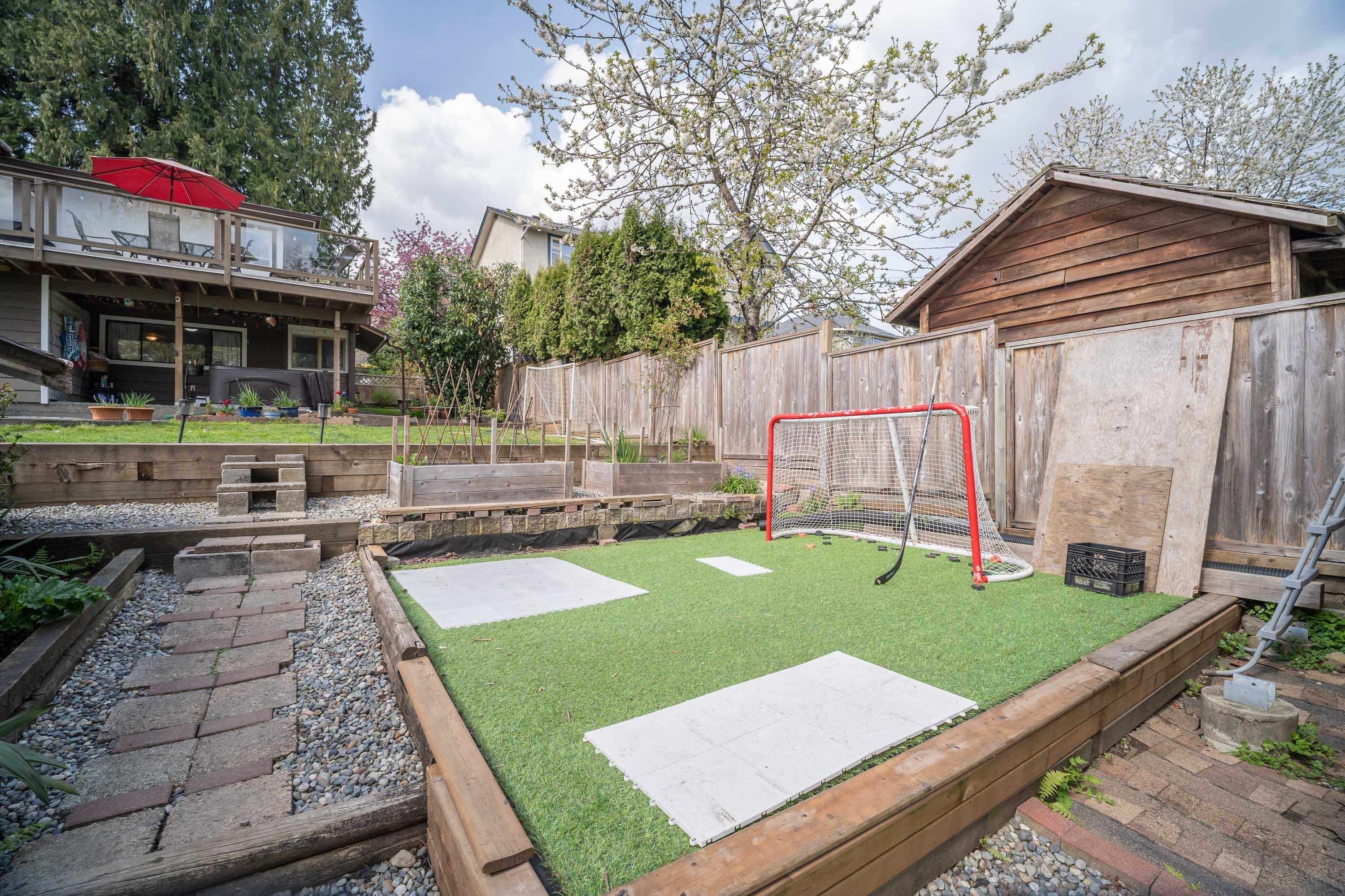 1119 Cloverley Street, North Vancouver, BC