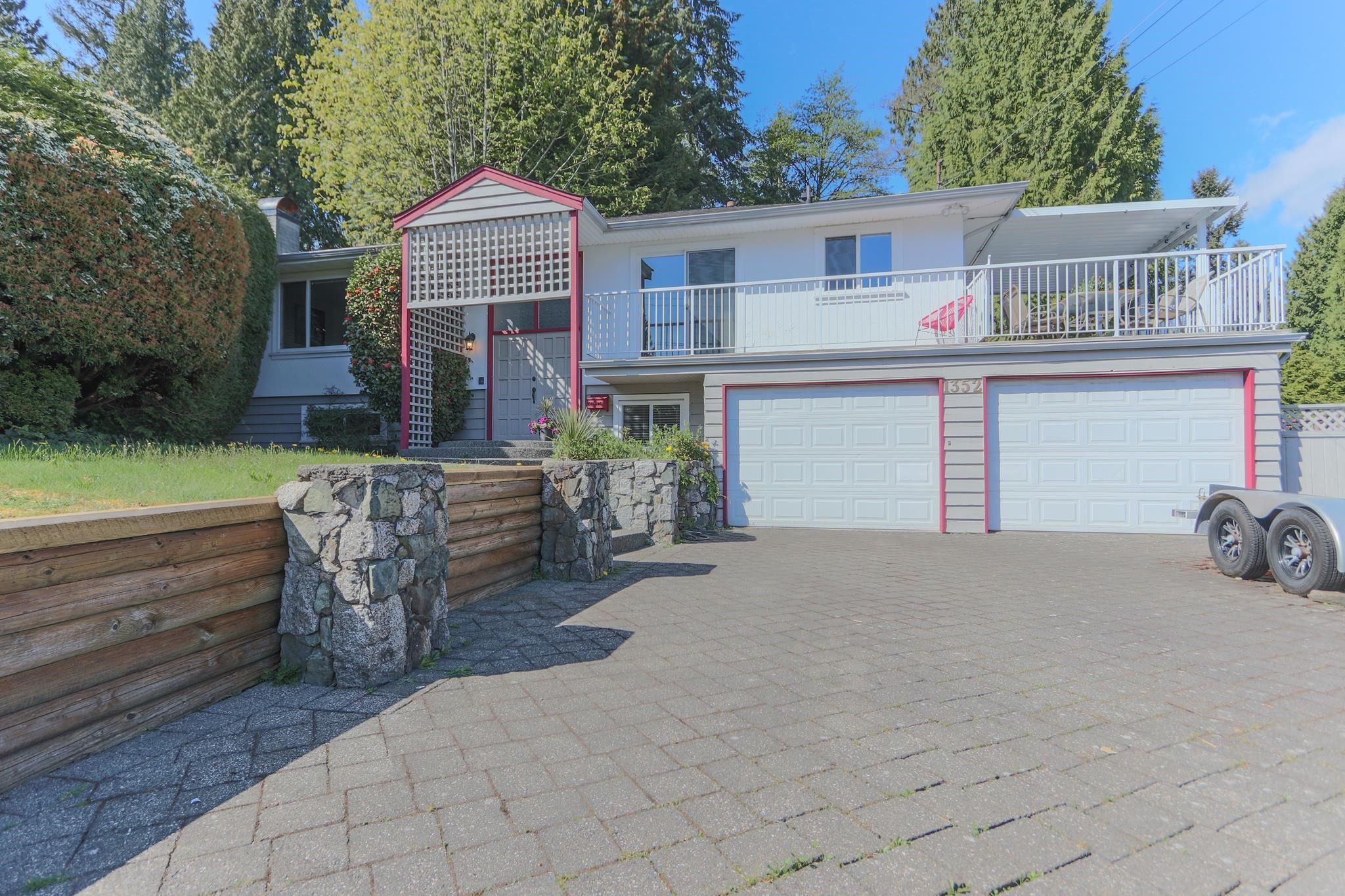 1352 16Th Street E, North Vancouver, BC