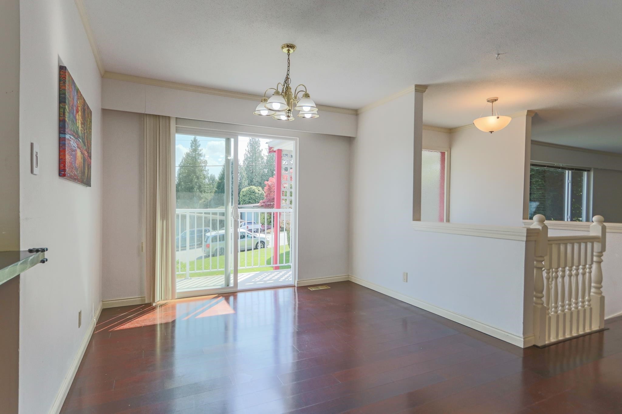 1352 16Th Street E, North Vancouver, BC