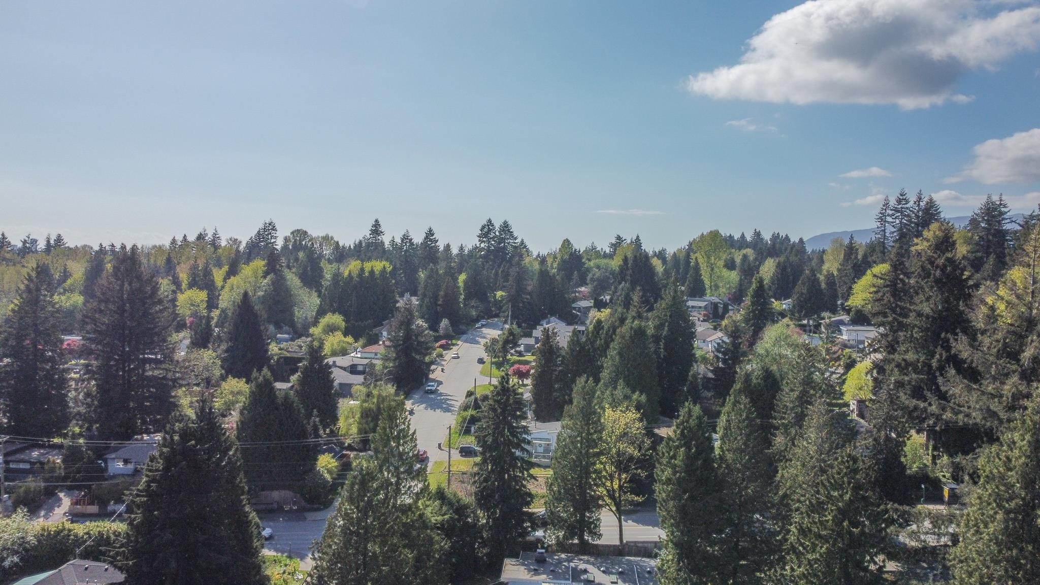 1352 16Th Street E, North Vancouver, BC