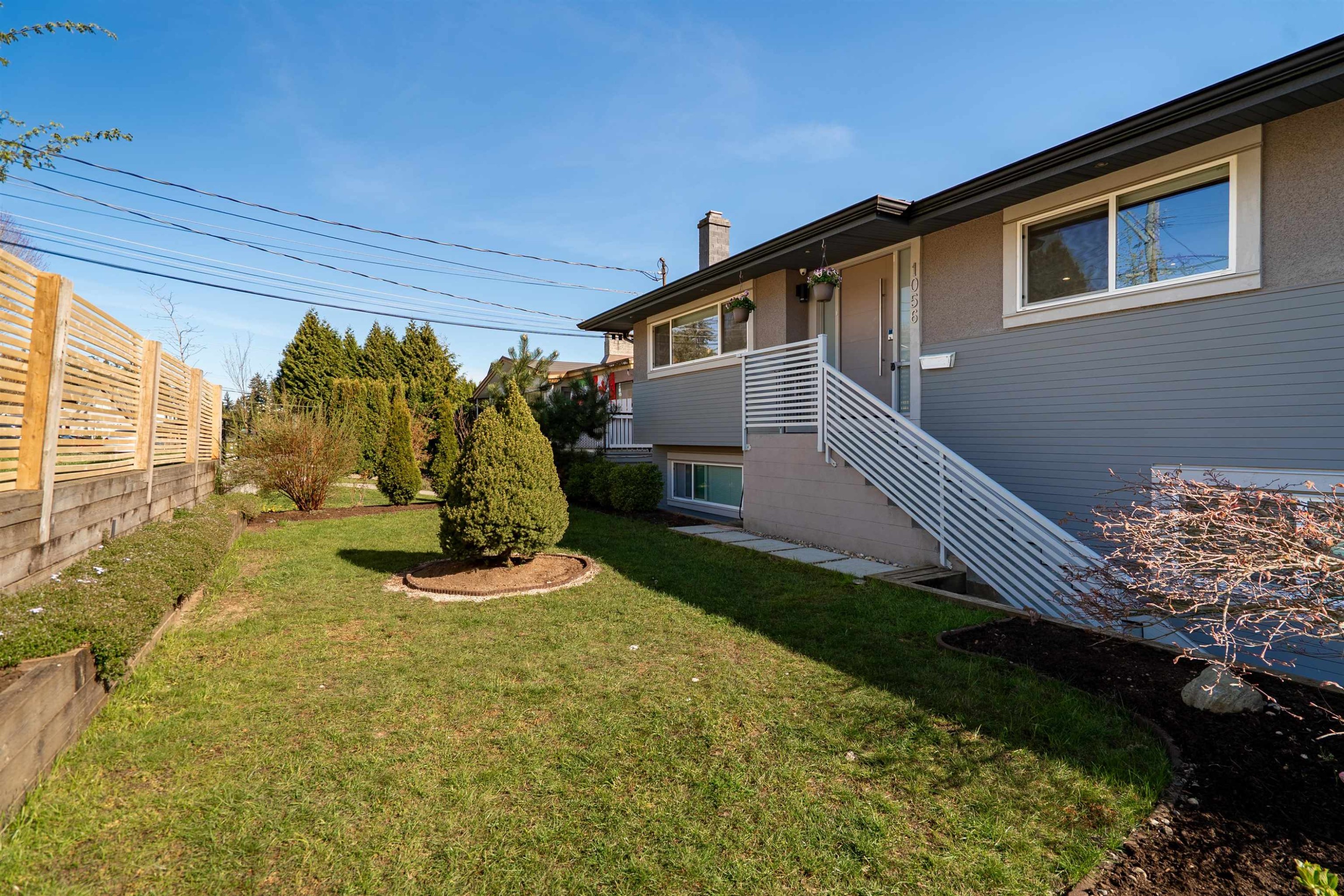 1056 Dansey Avenue, Coquitlam, BC