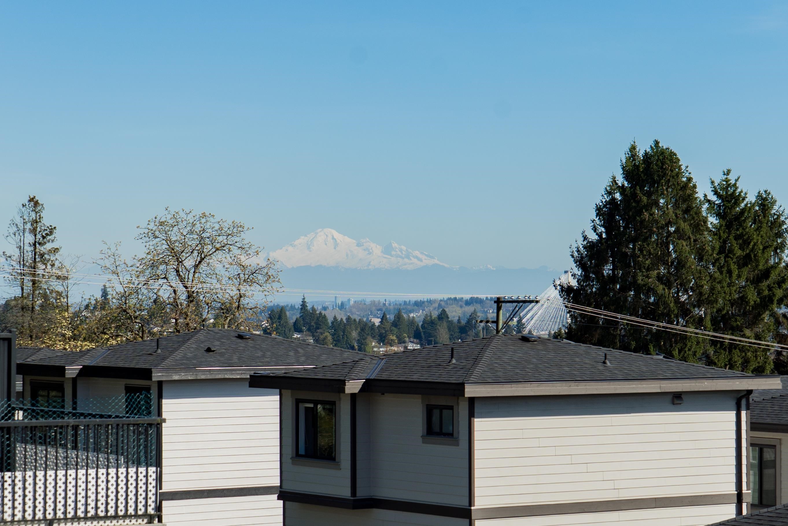 1056 Dansey Avenue, Coquitlam, BC