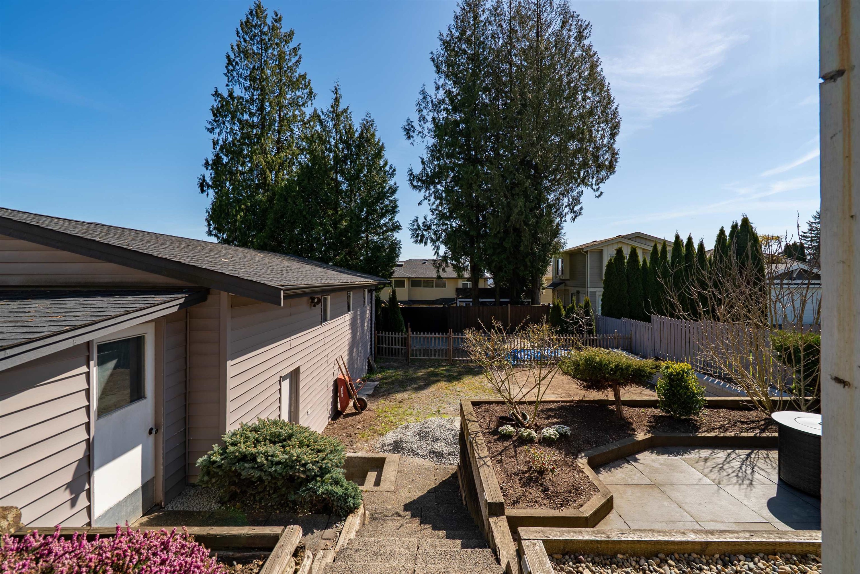 1056 Dansey Avenue, Coquitlam, BC