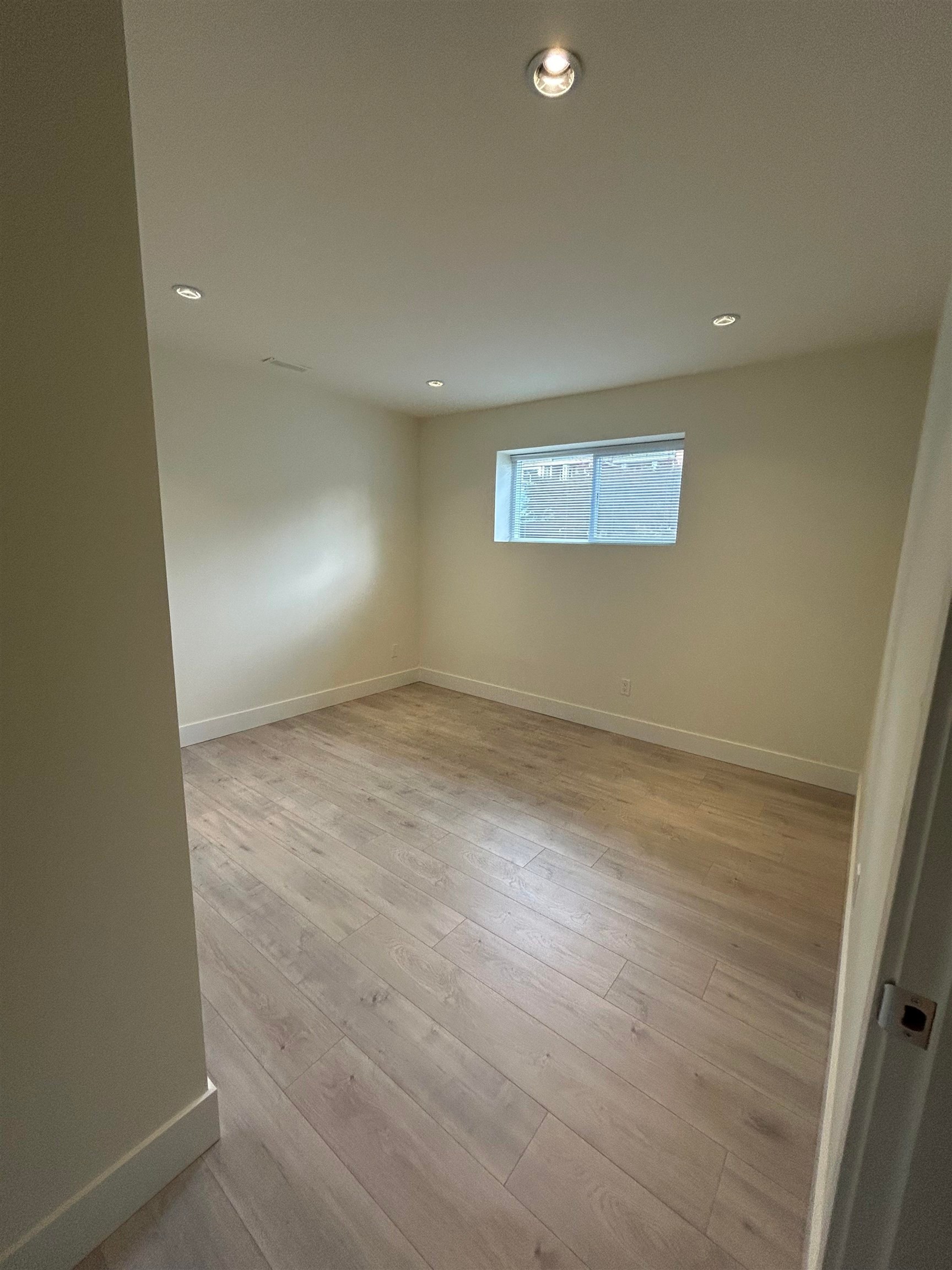 1056 Dansey Avenue, Coquitlam, BC