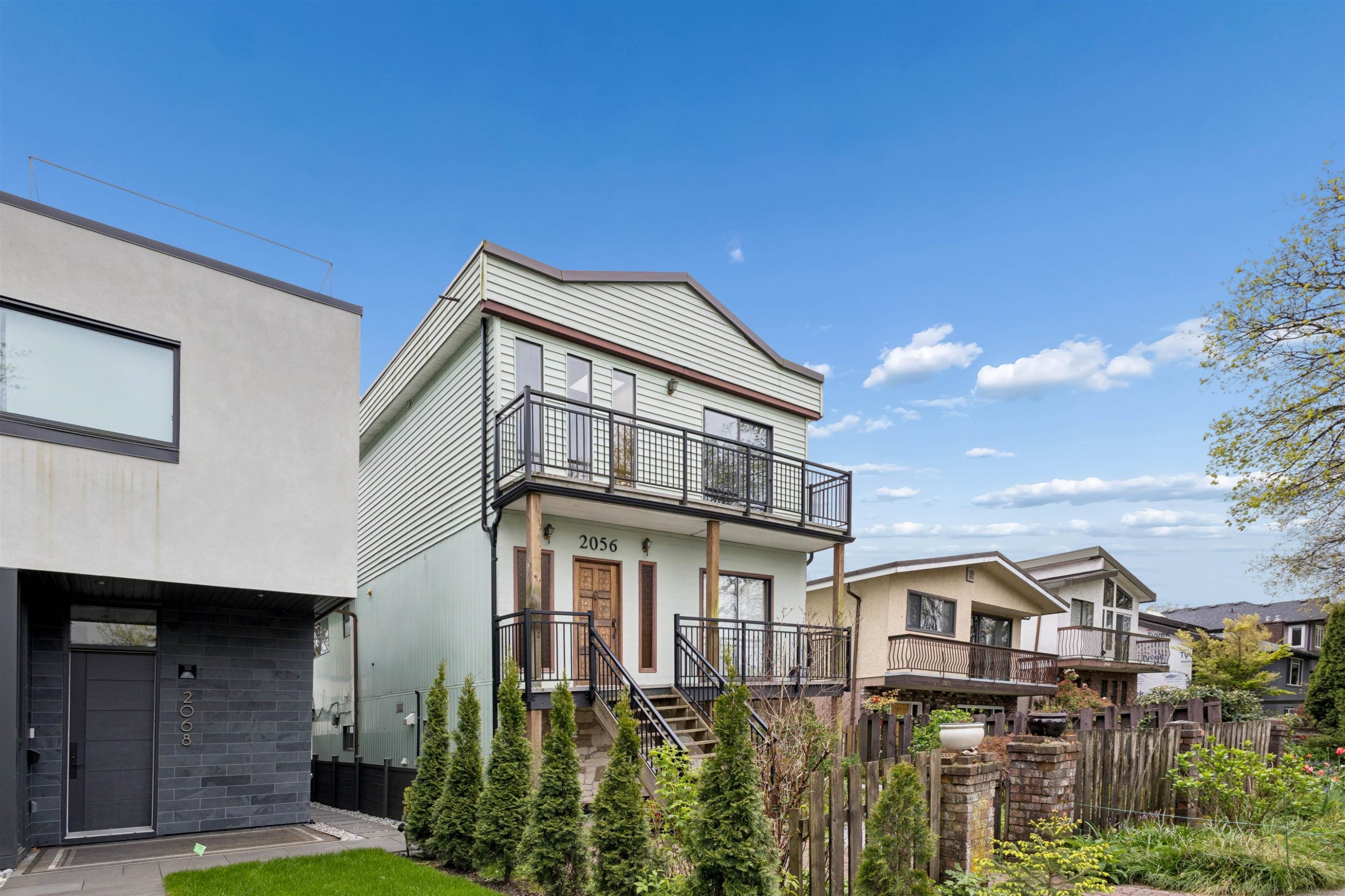 2056 13Th Avenue E, Vancouver, BC