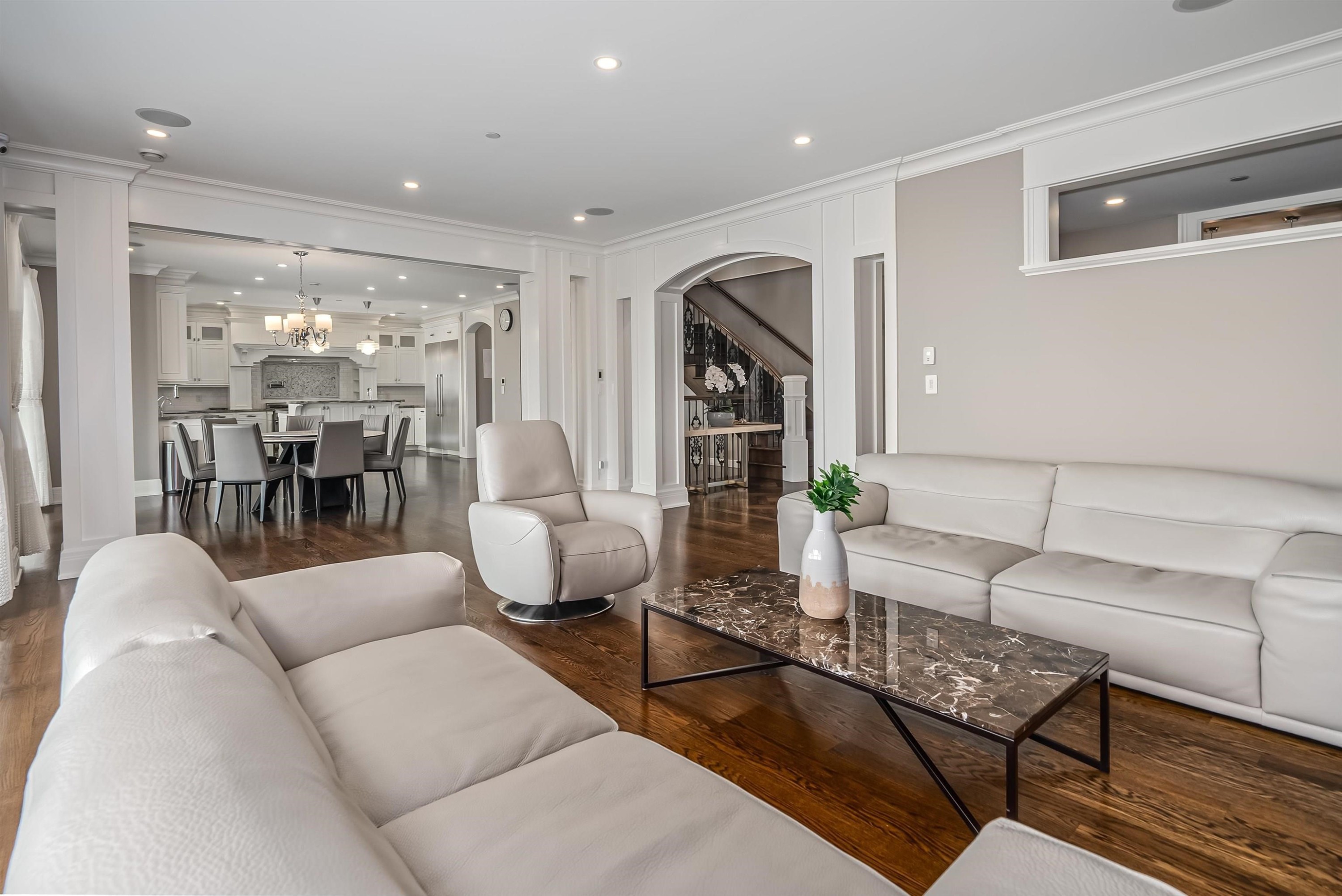 2638 Queens Avenue, West Vancouver, BC