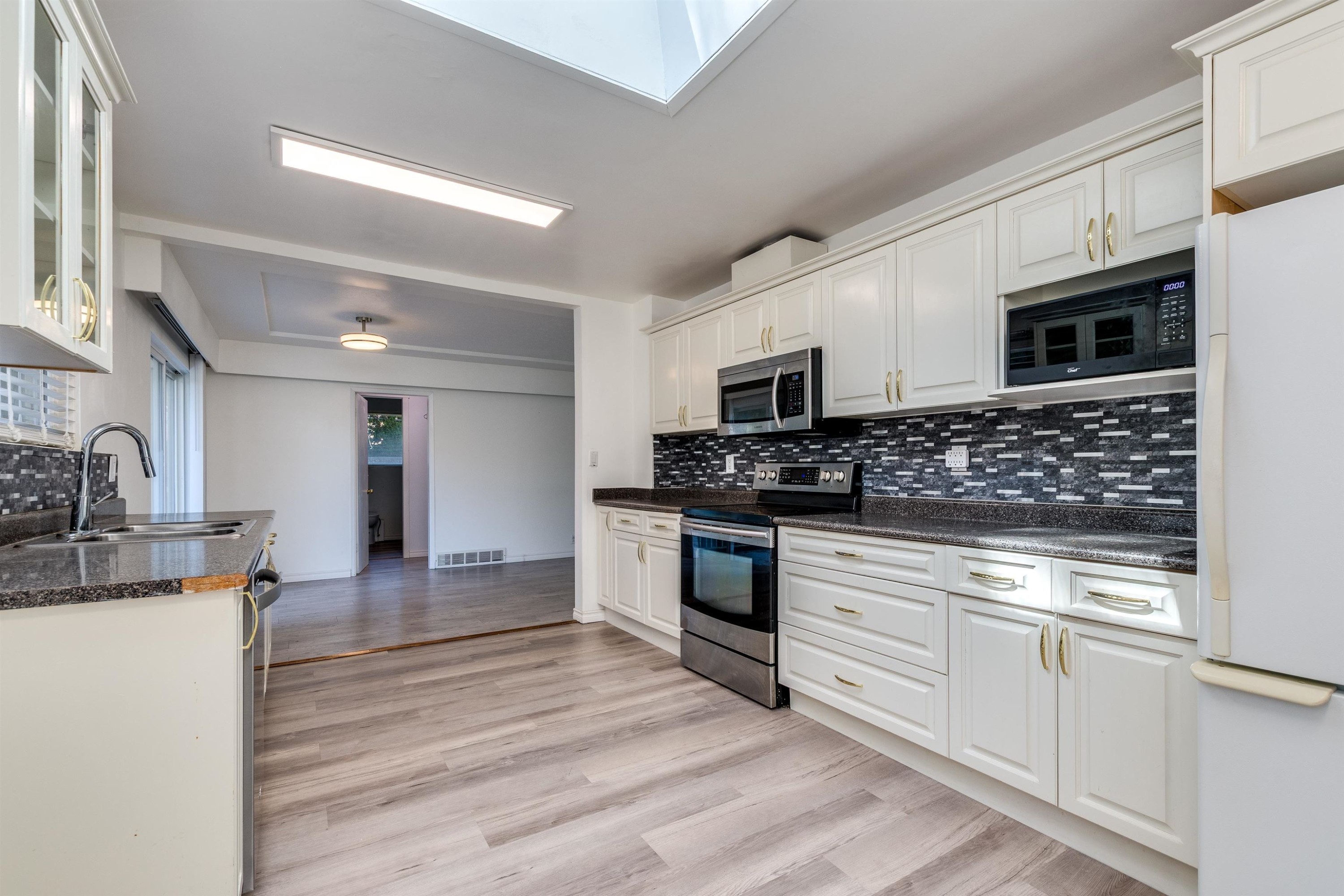760 Grover Avenue, Coquitlam, BC