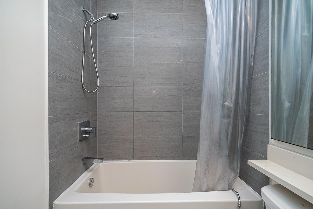 5423 Lougheed Highway, Burnaby, BC