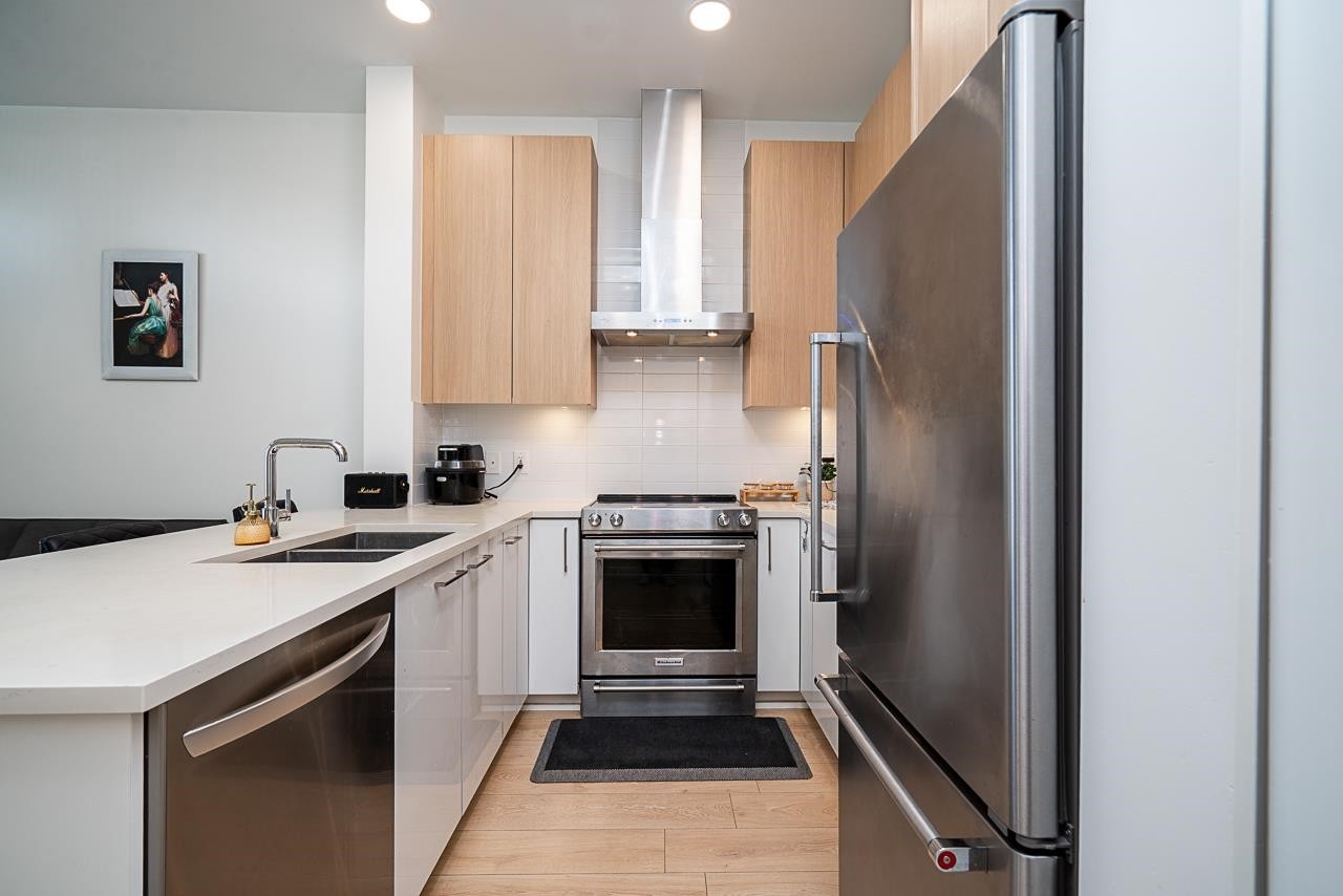 5423 Lougheed Highway, Burnaby, BC