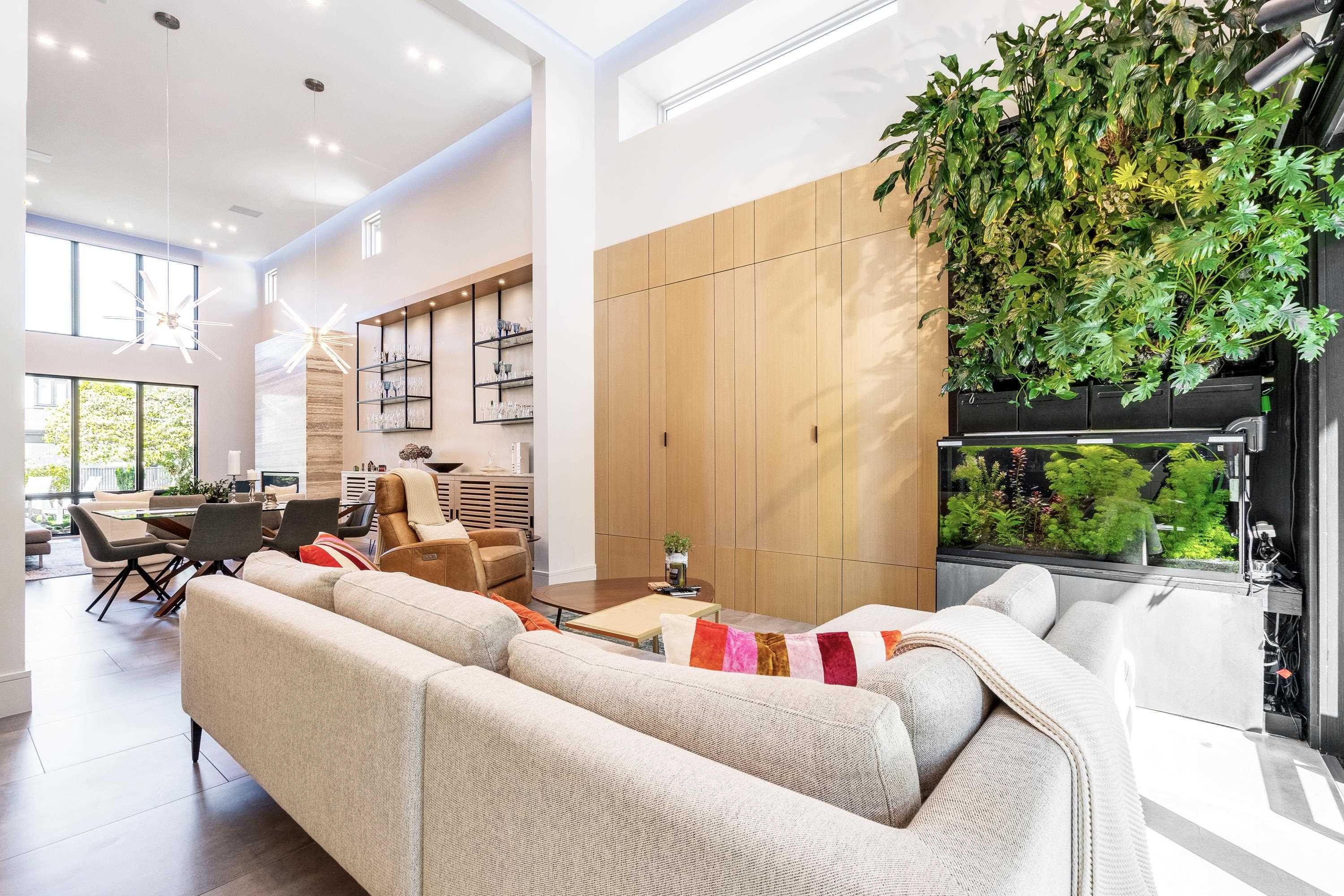 10560 Hogarth Drive, Richmond, BC